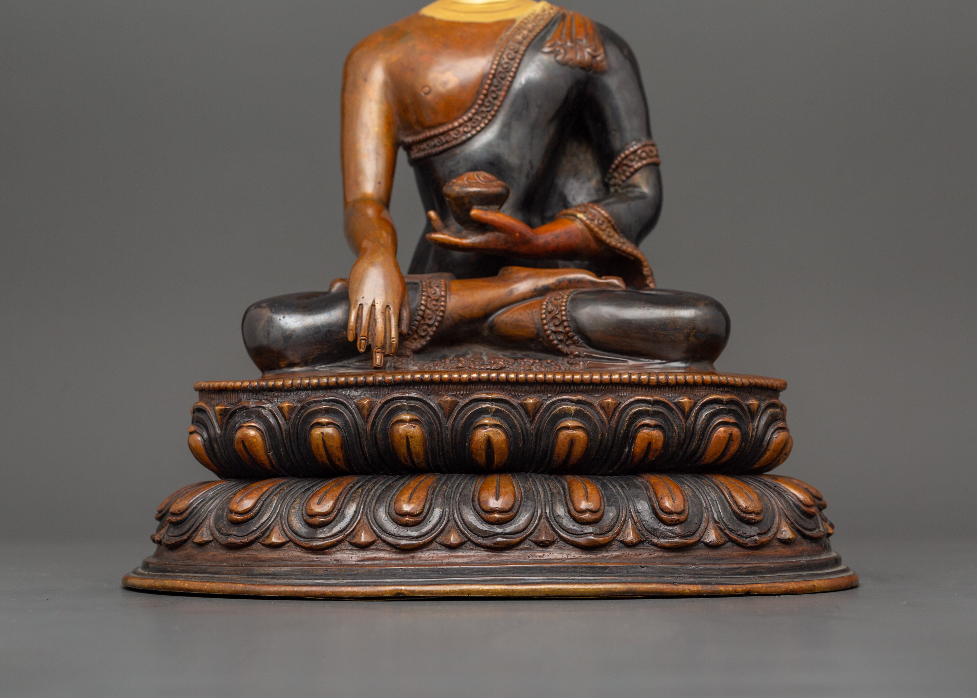 Shakyamuni Buddha Tibetan Buddhist Statue | Oxidized Copper Body with Gold Plating