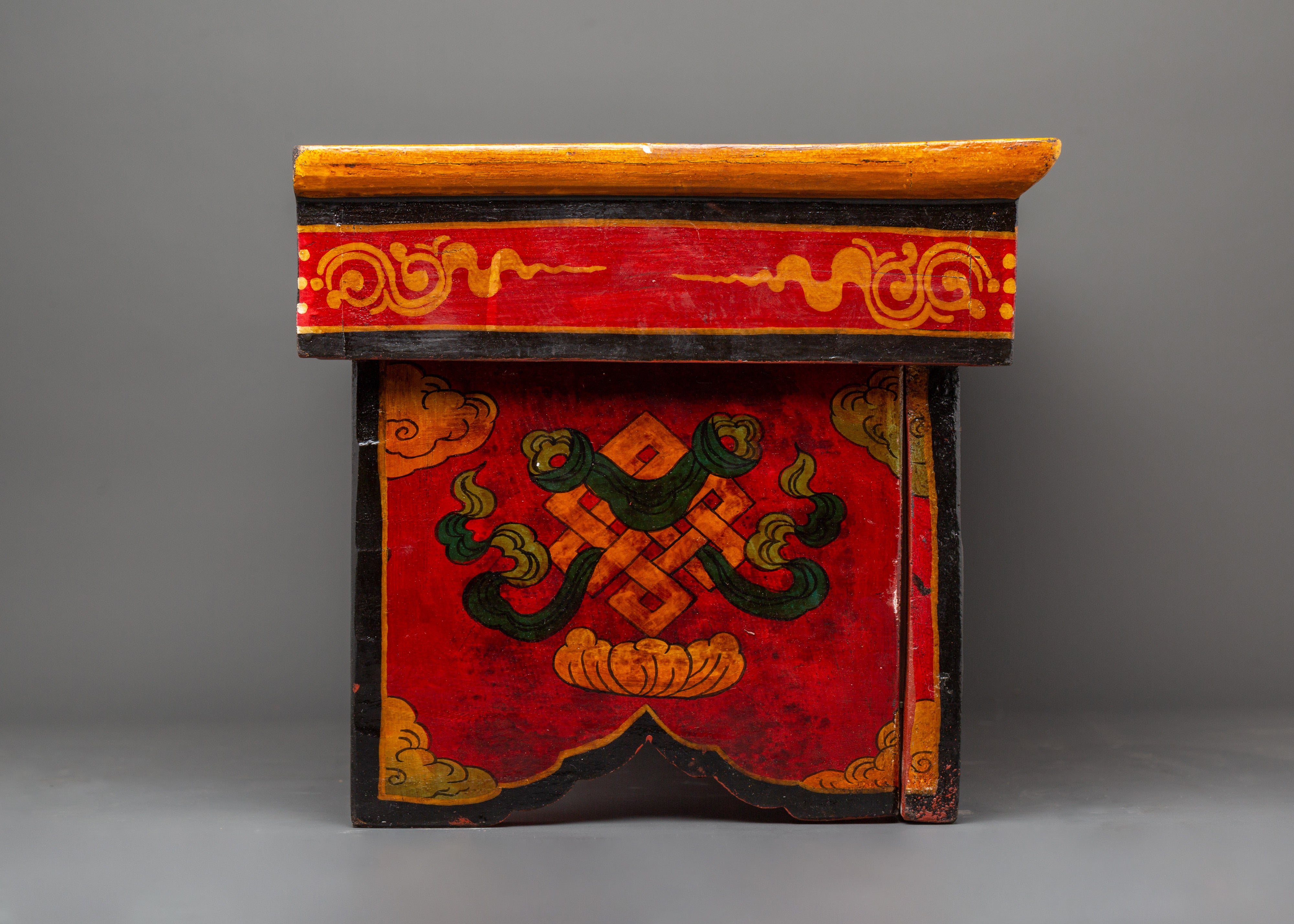 Folding Table with Foo Dog and Offering Artwork | Himalayan Craft