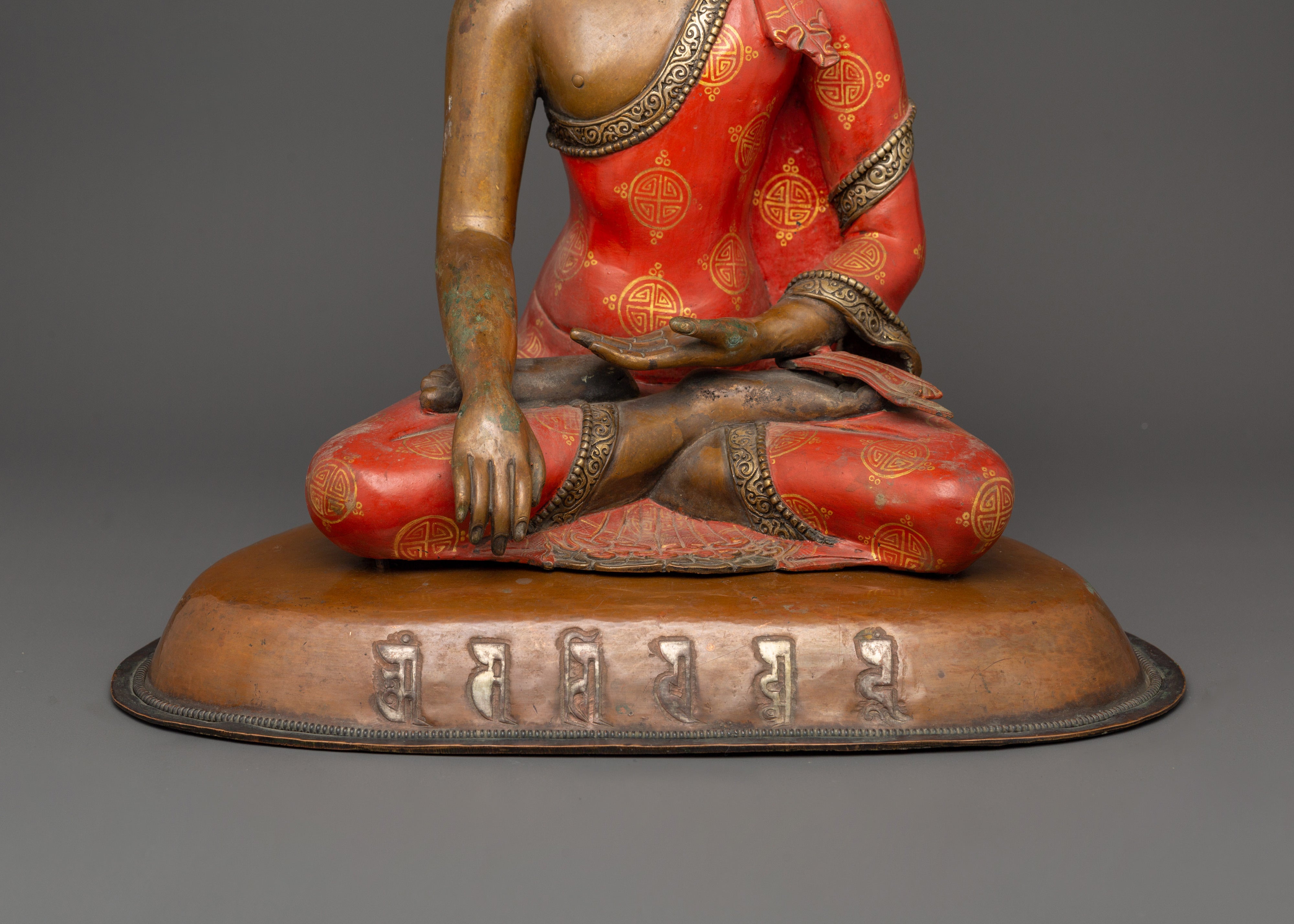 Traditional Siddhartha Gautama Statue | Tibetan Buddhist Altar Sculpture