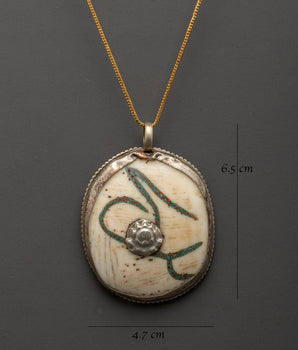 Spiritual Conch Shell Locket | Handcrafted with Sacred Symbols