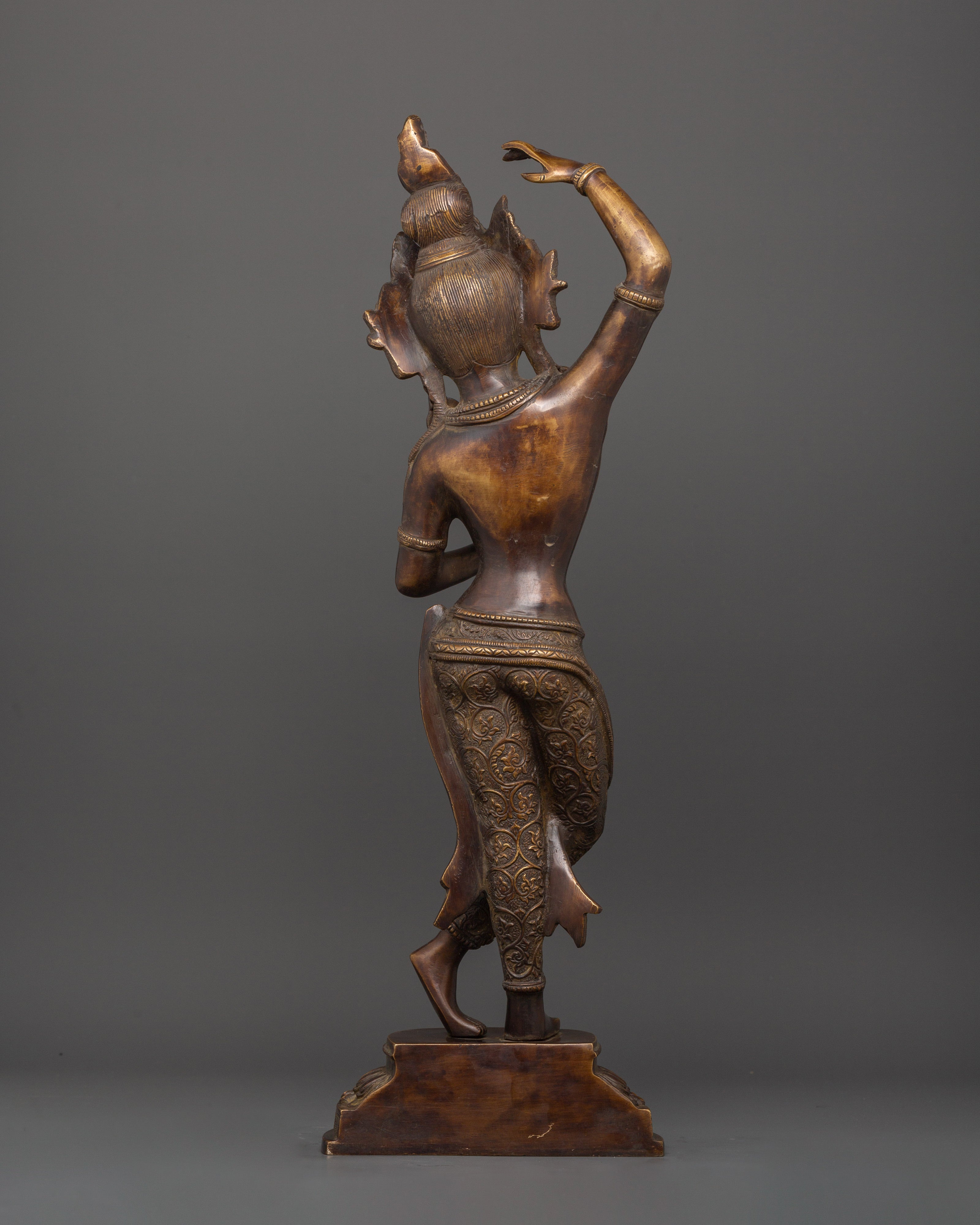 Standing Maya Devi Sculpture | Buddhist Art for Serenity and Devotion