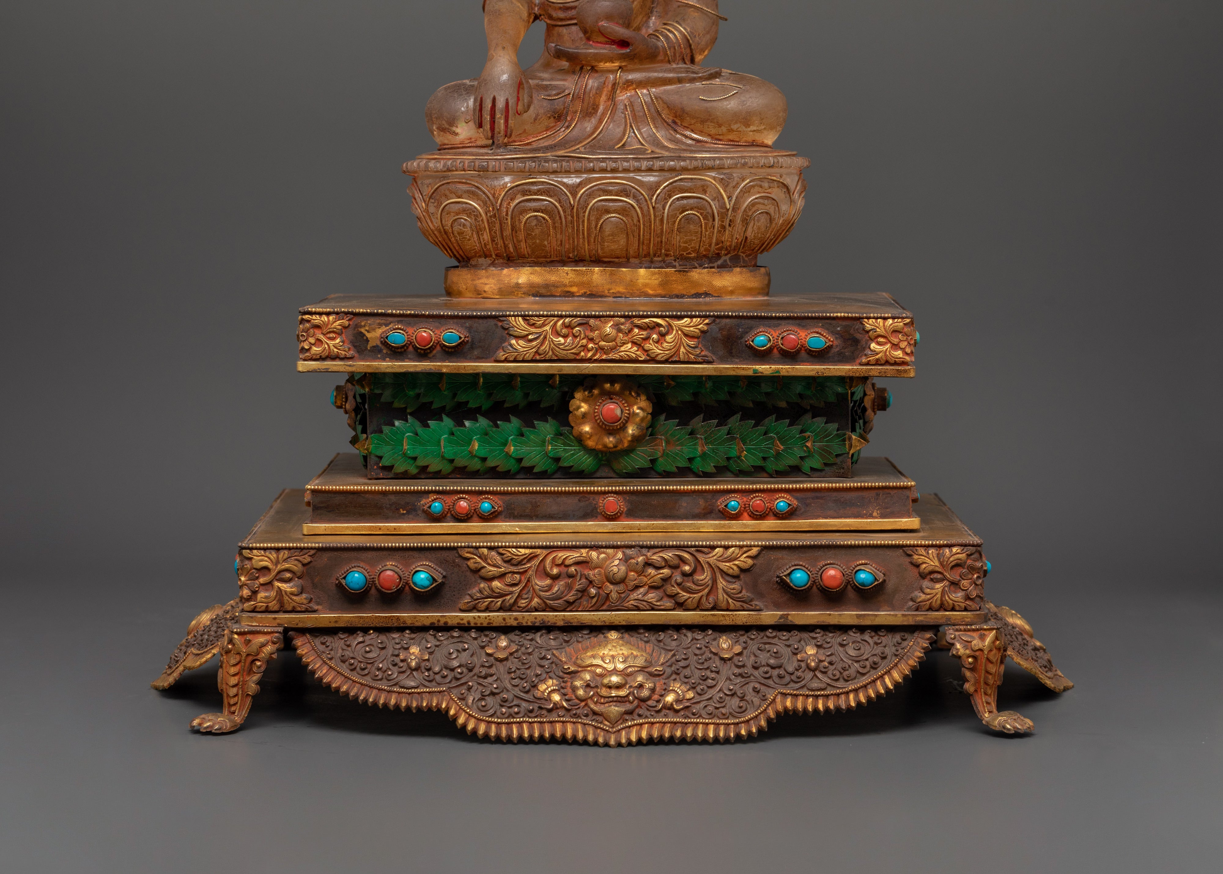 Shakyamuni Buddha The Enlightened One | Gold-Plated Crystal Statue