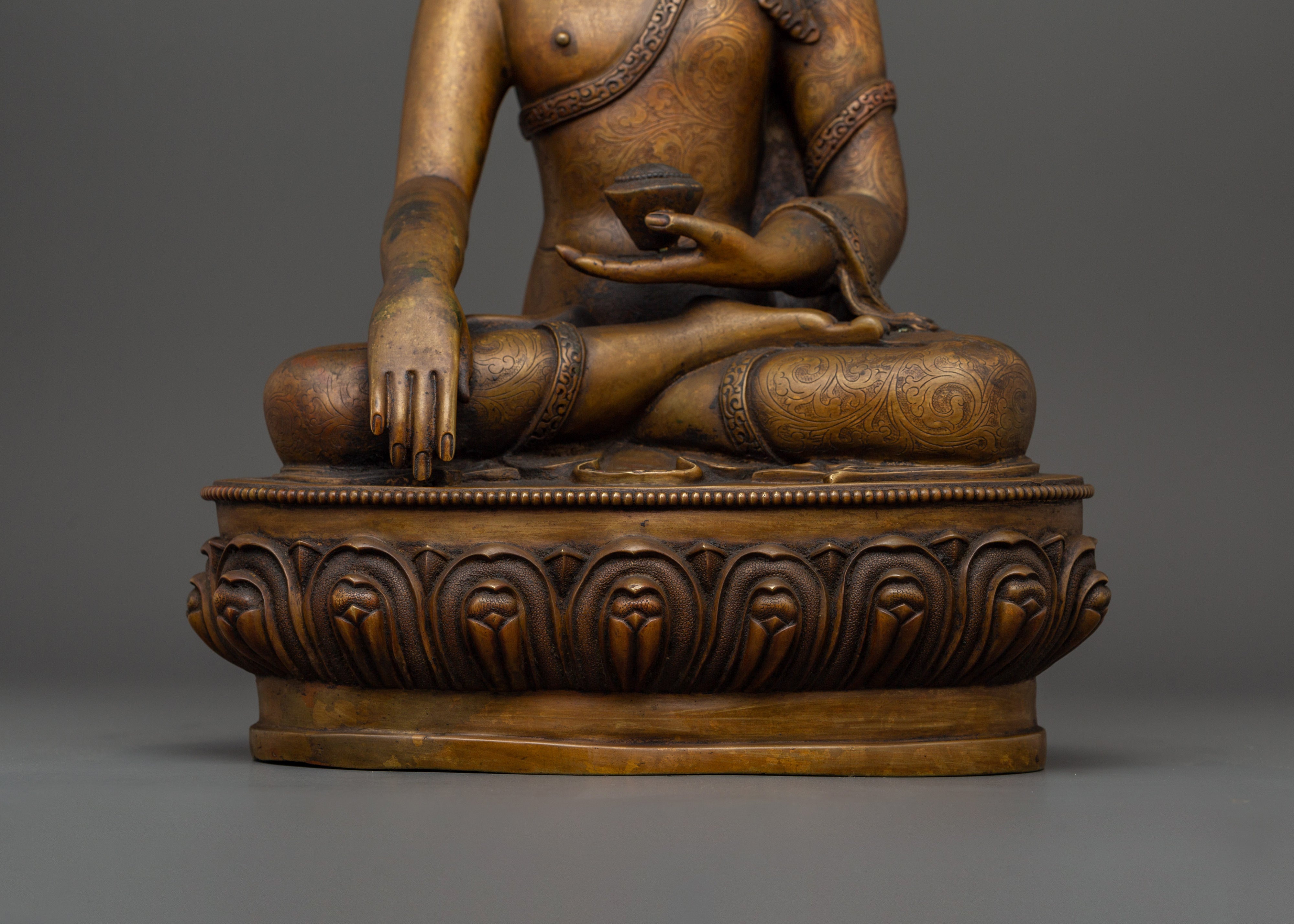 Shakyamuni Buddha Statue in Copper | Spiritual Enlightenment Symbol