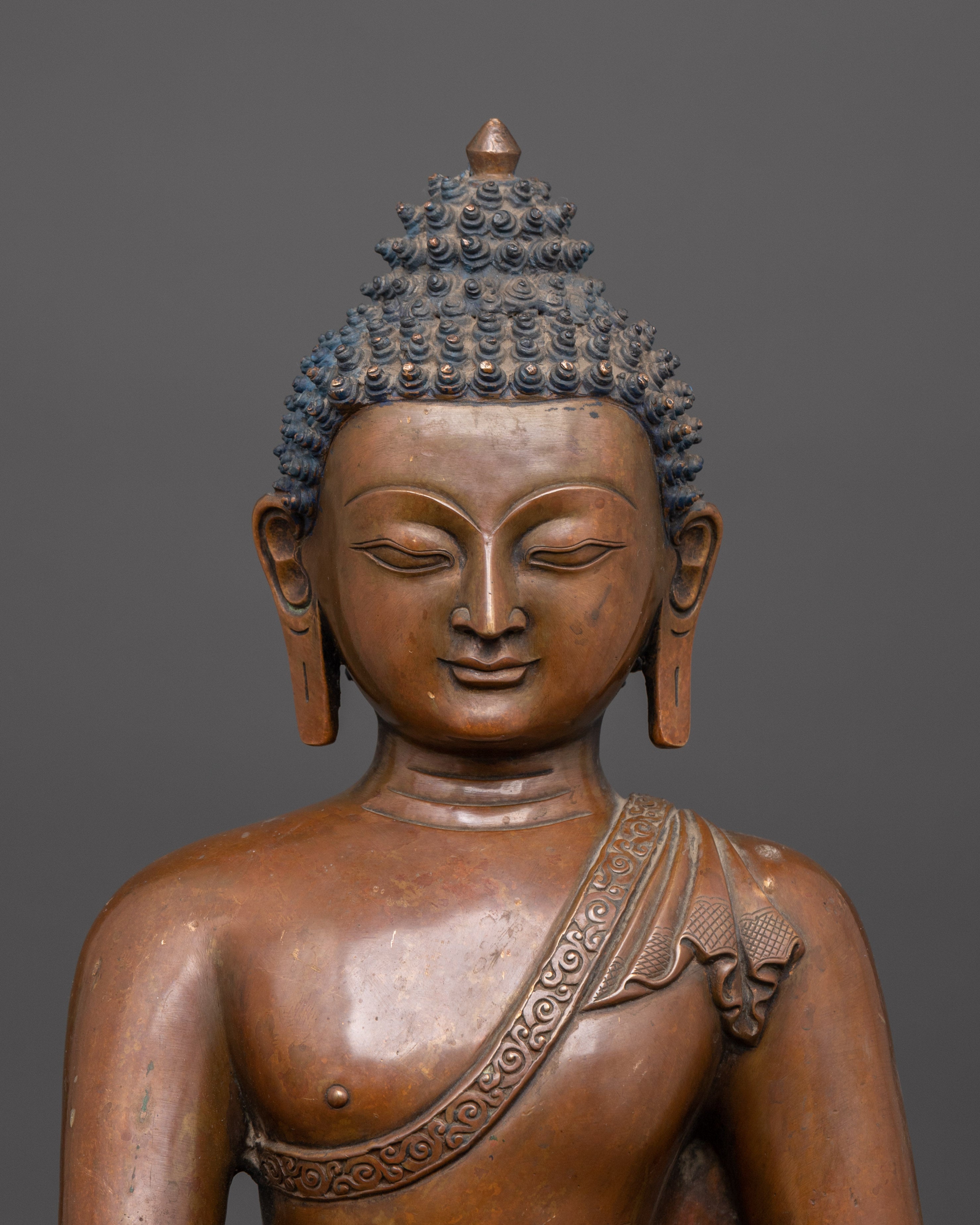 Seated on Lotus Disc Shakyamuni Buddha Statue |Tibetan Buddhist Altar Decor