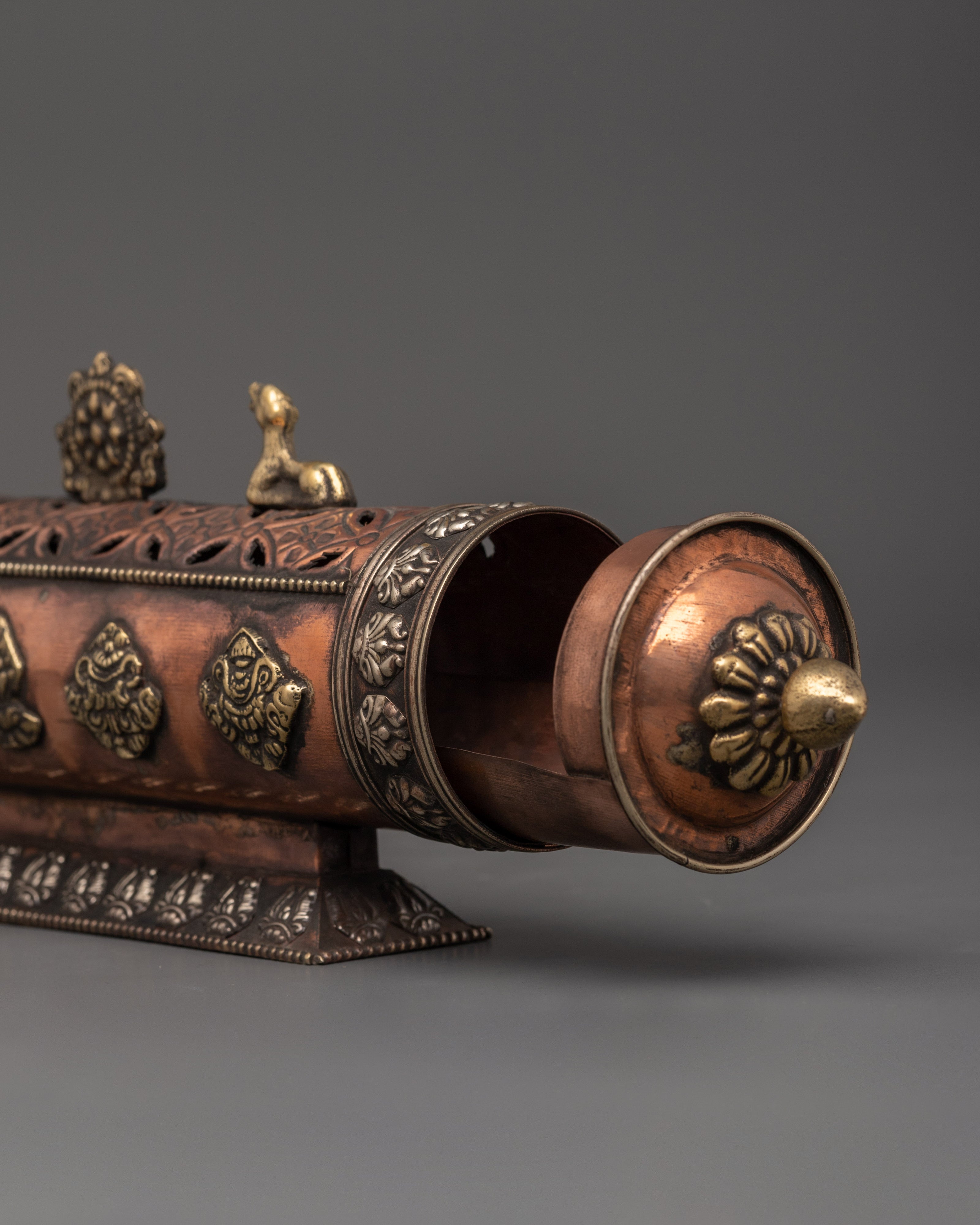 Traditional Ritual Incense Burner | Altar Accessory for Prayer & Ritual Use