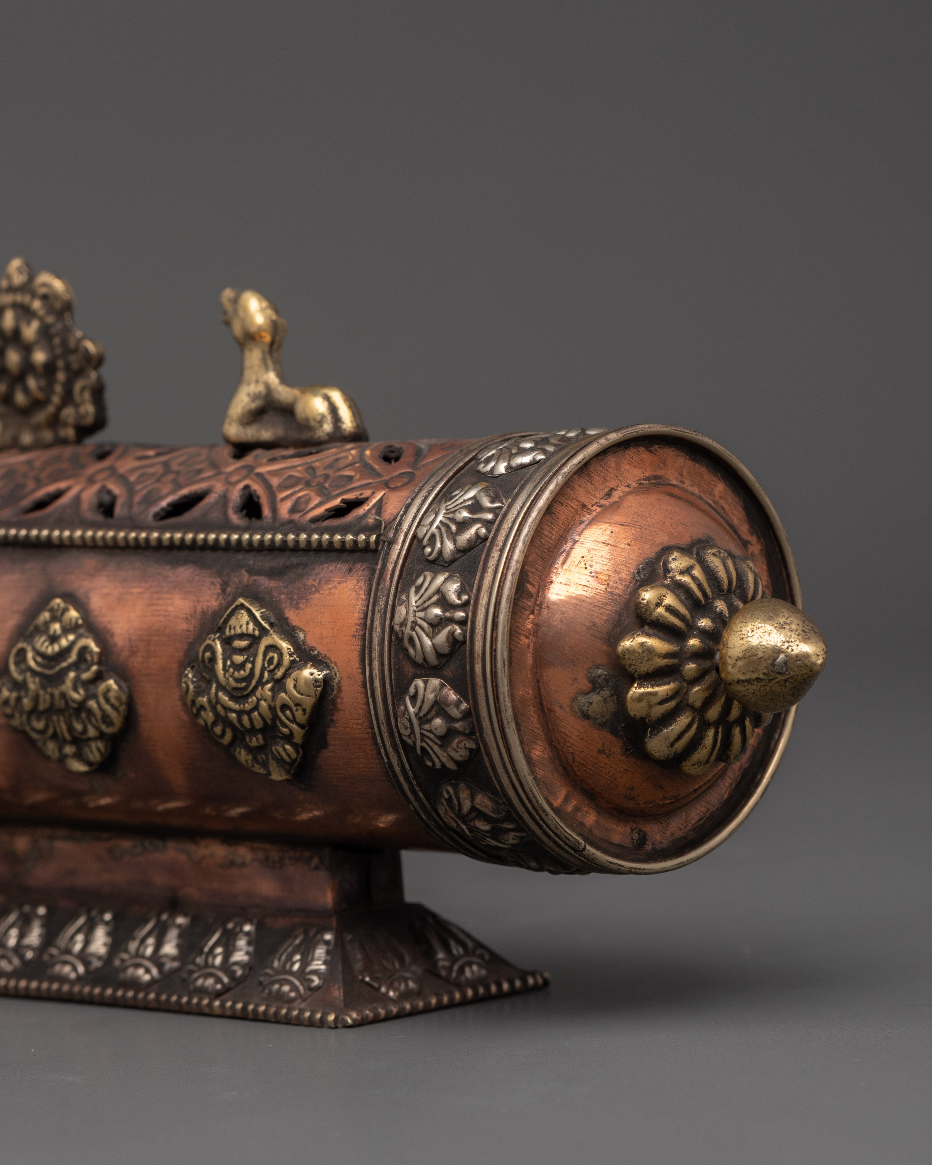 Traditional Ritual Incense Burner | Altar Accessory for Prayer & Ritual Use