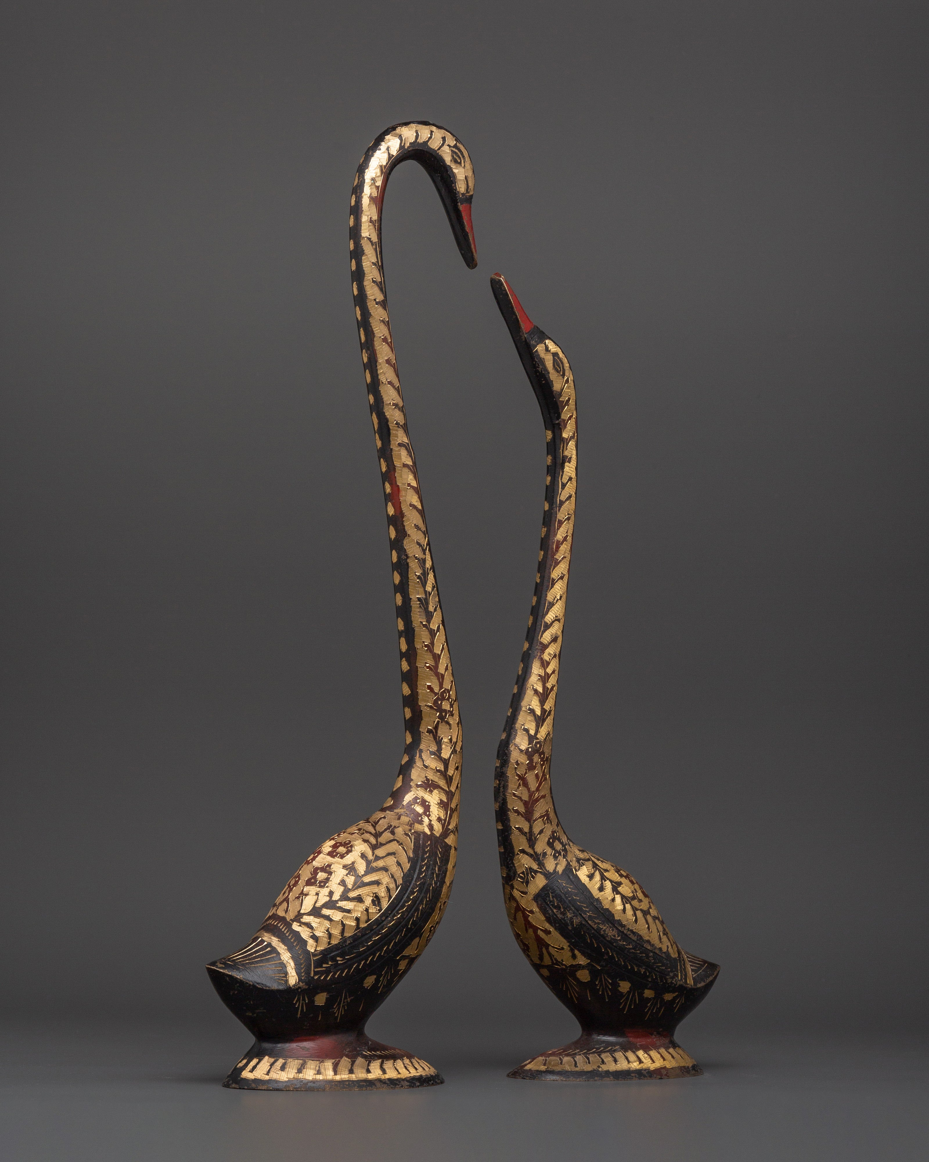 Handcrafted Brass Swan Figurine Set | Elegant Sculptures