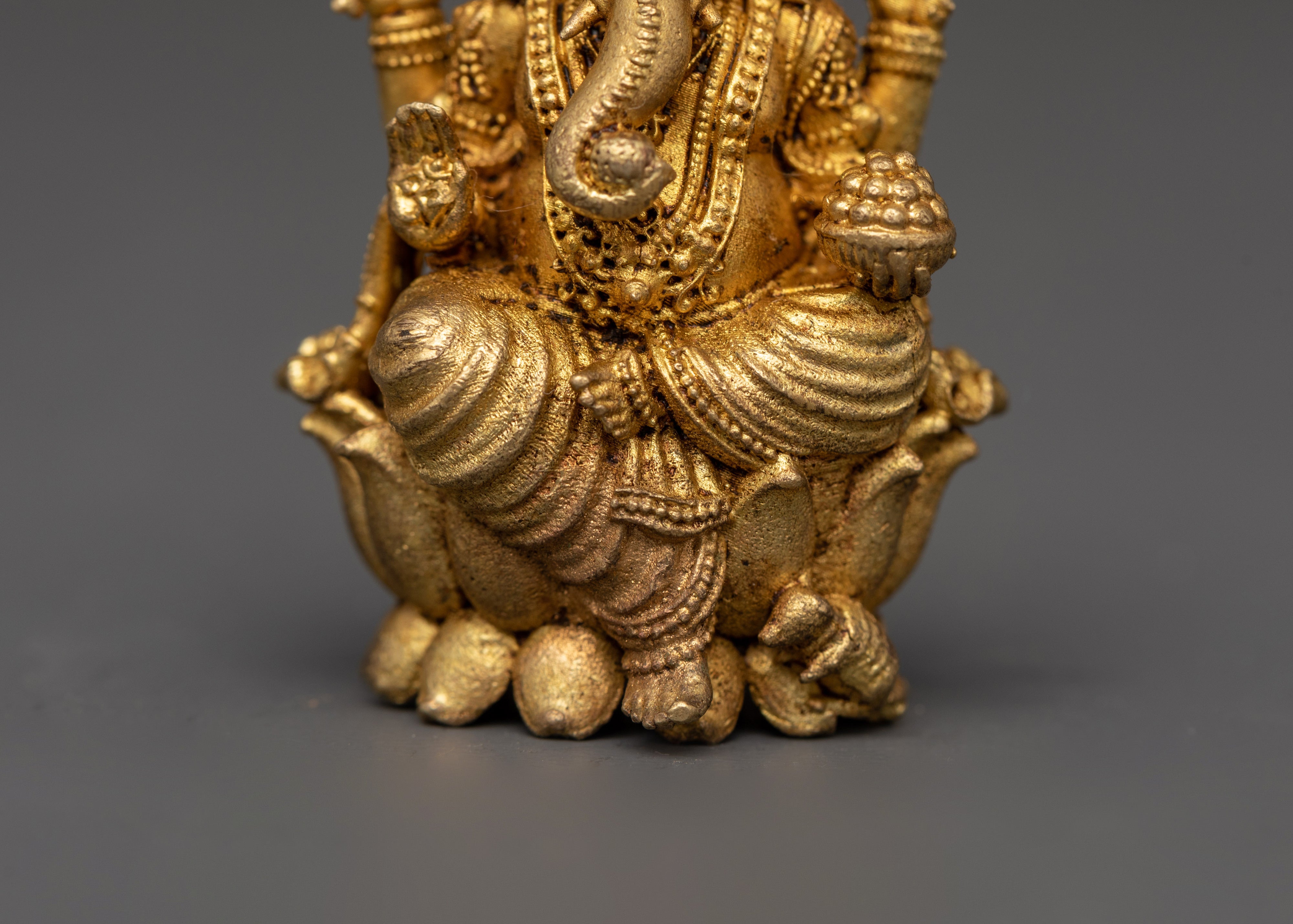 Small Hindu Ganesha Brass Statue | Idol for Altar, Puja & Spiritual Home Decor