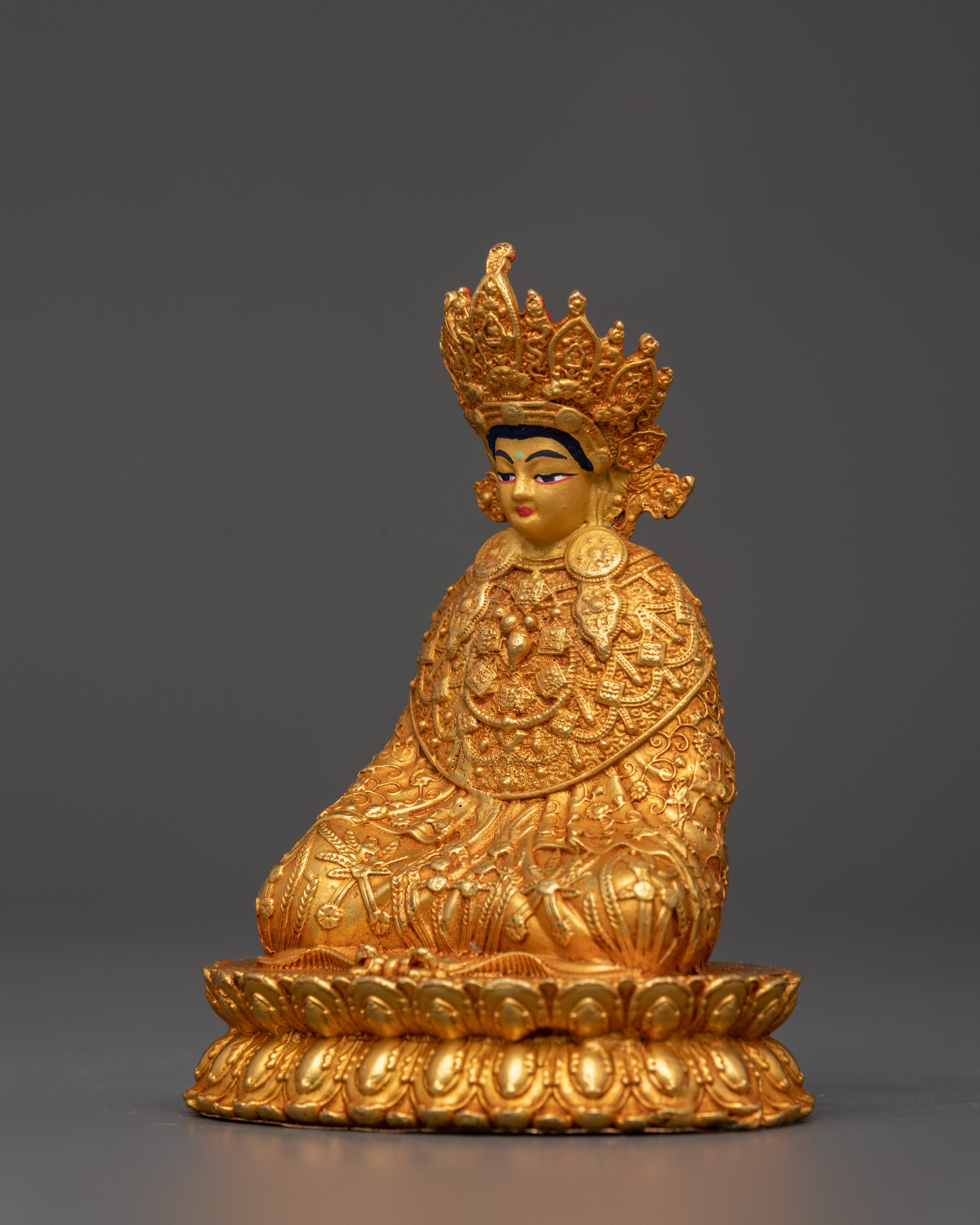 Sacred Exquisite Buddha Statue | Serenity & Enlightenment Sculpture
