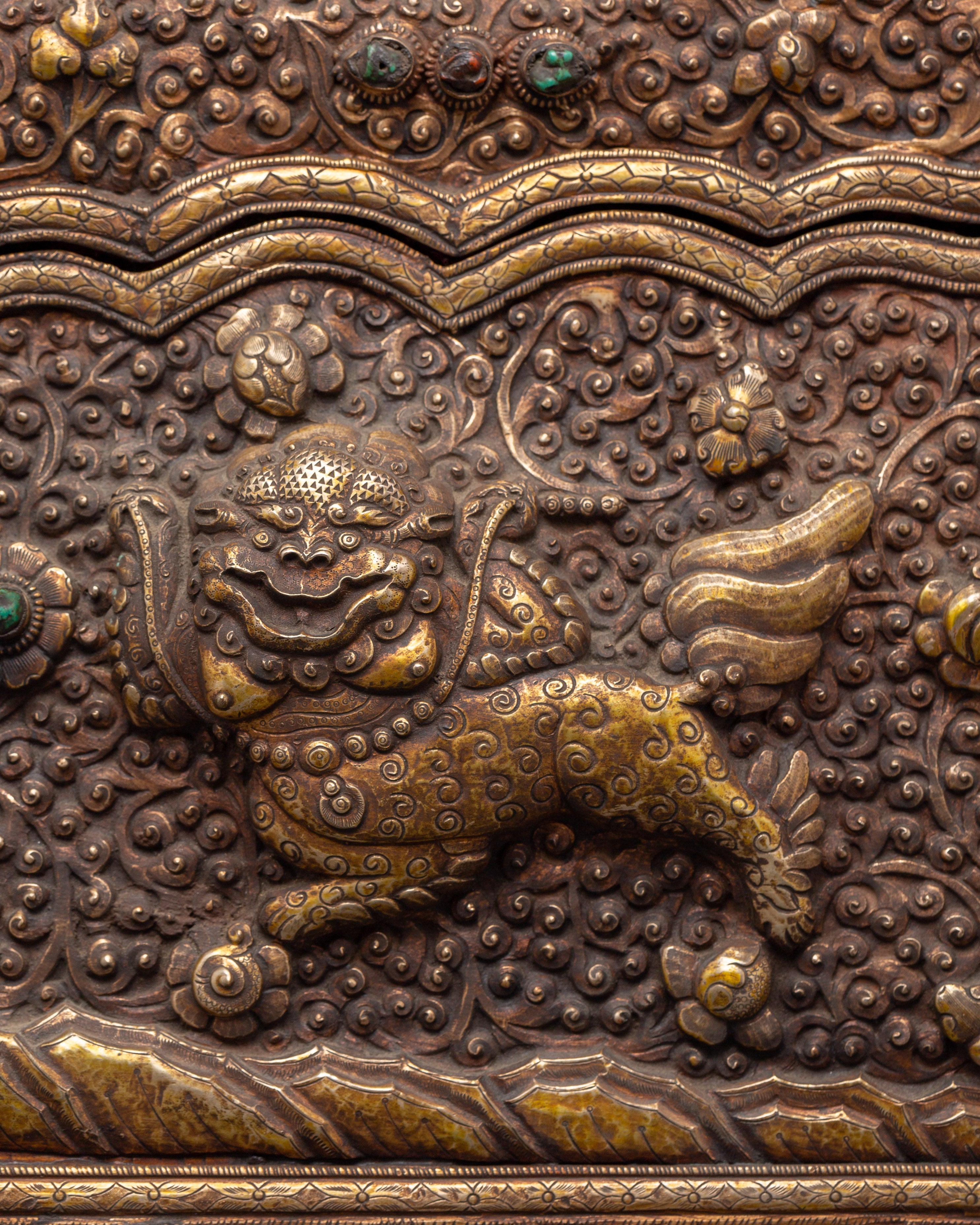 Handcrafted Decorative Storage Box | White Metal Craft with Intricate Motifs