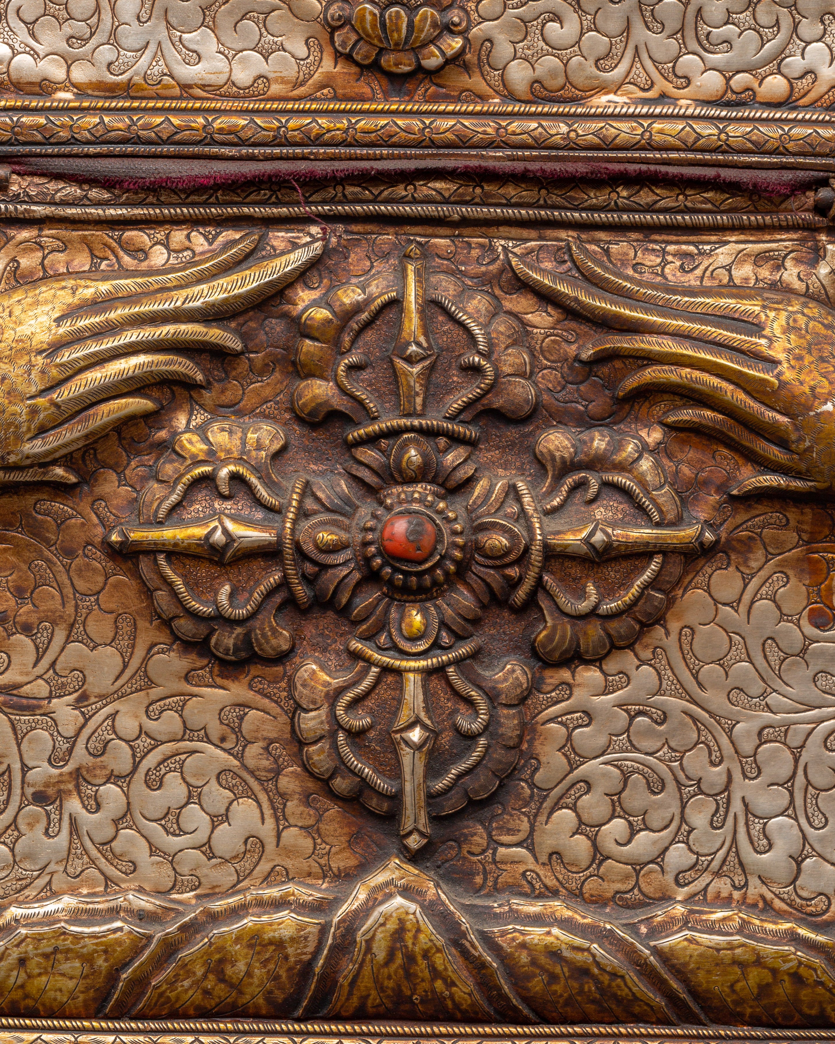 Handcrafted Decorative Storage Box | White Metal Craft with Intricate Motifs
