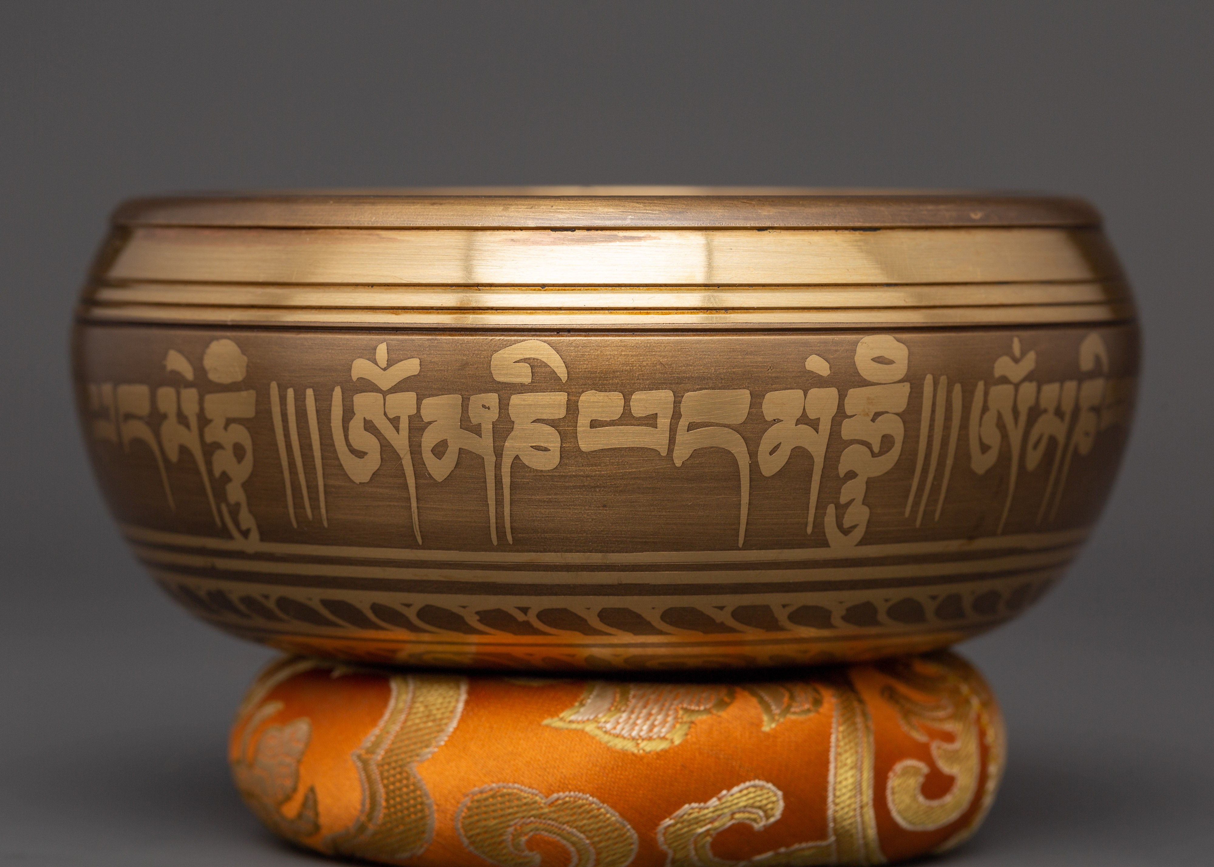 Himalayan Singing Bowl With Brass Body | Sacred Bowl