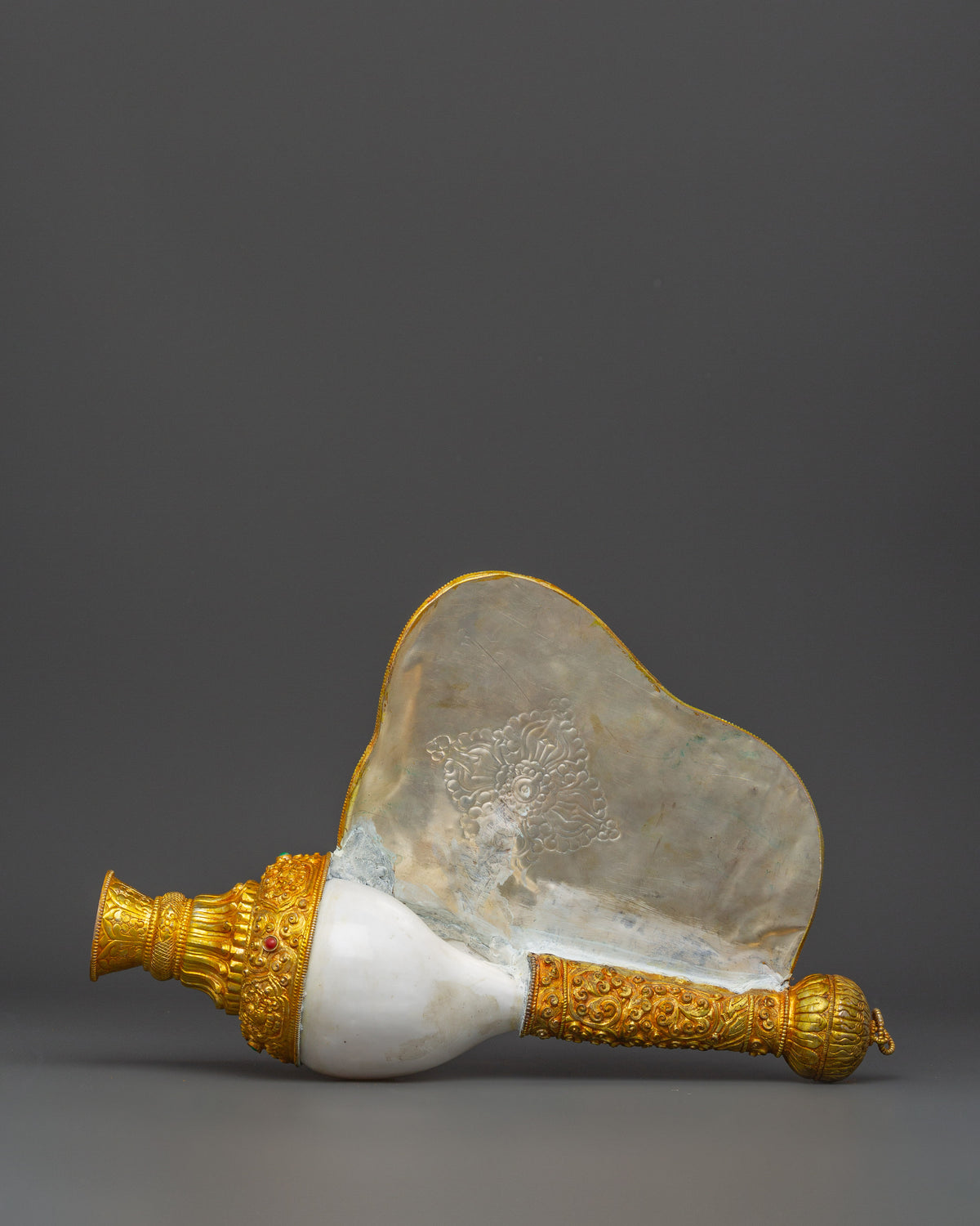 Buddhist Ceremonial Conch | Traditional Tibetan Ritual Shell