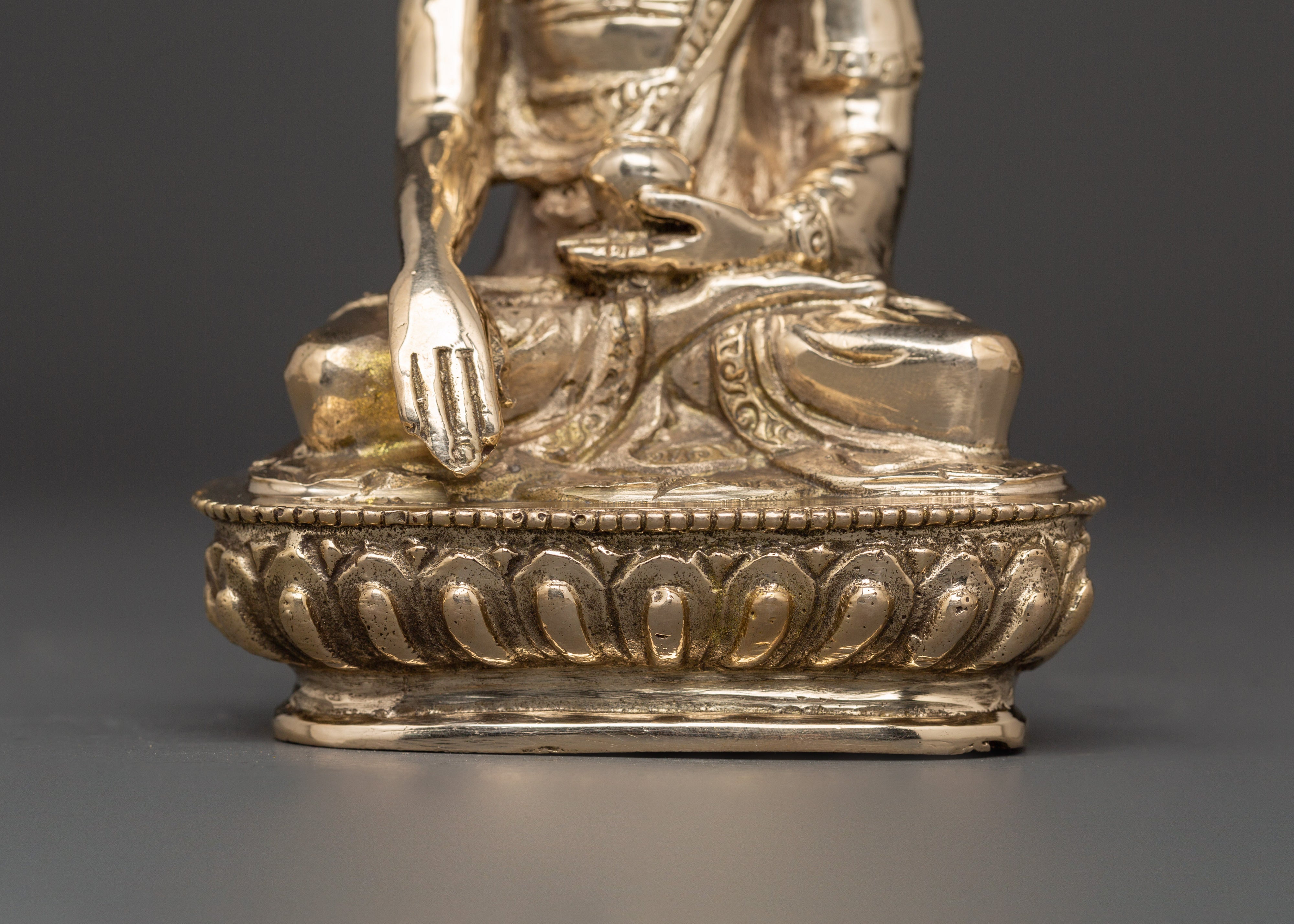 Historical Shakyamuni Buddha Statue | Traditional Brass Sculpture