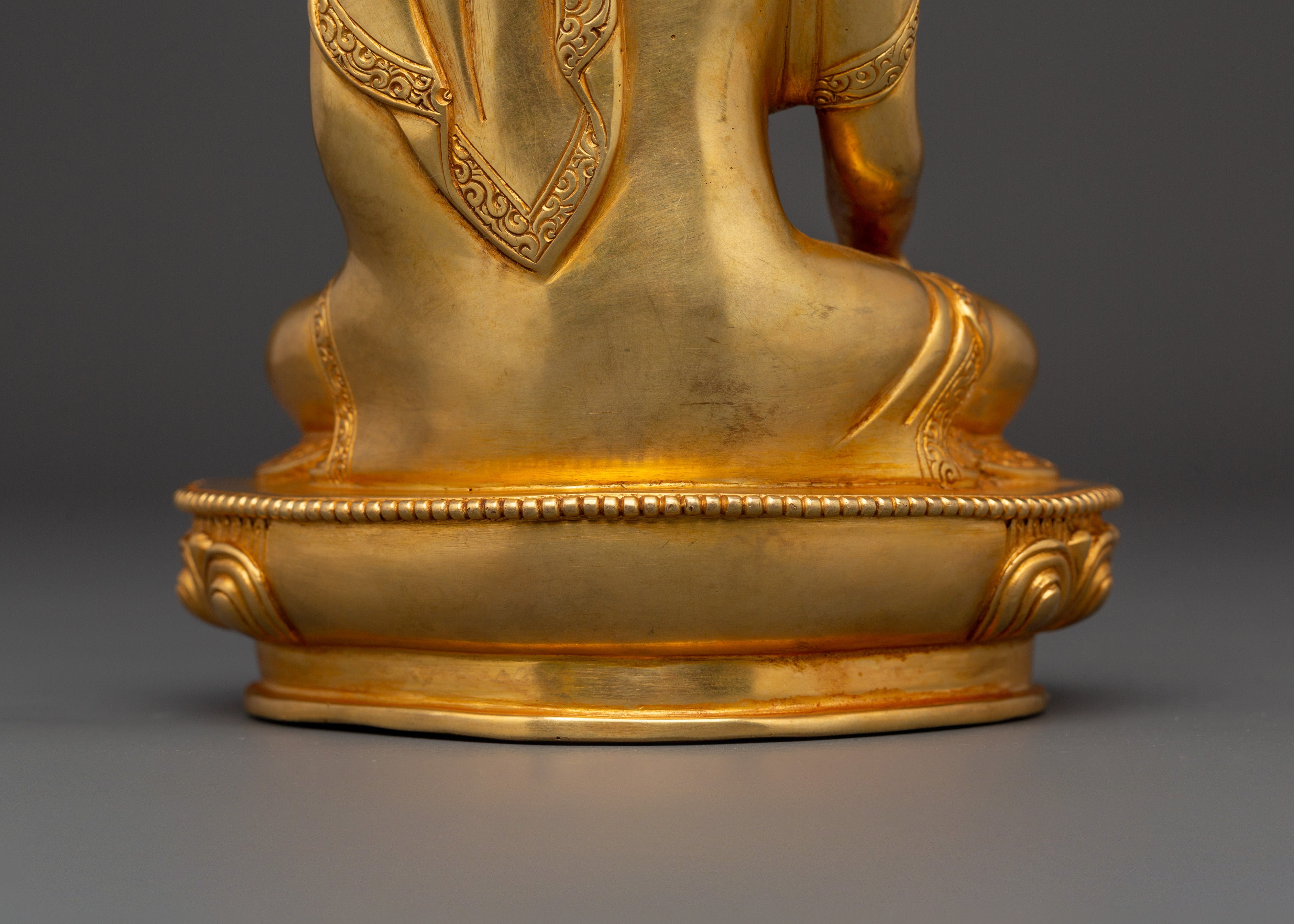 Historical Buddha Shakyamuni Sculpture | Traditional Enlightened Icon