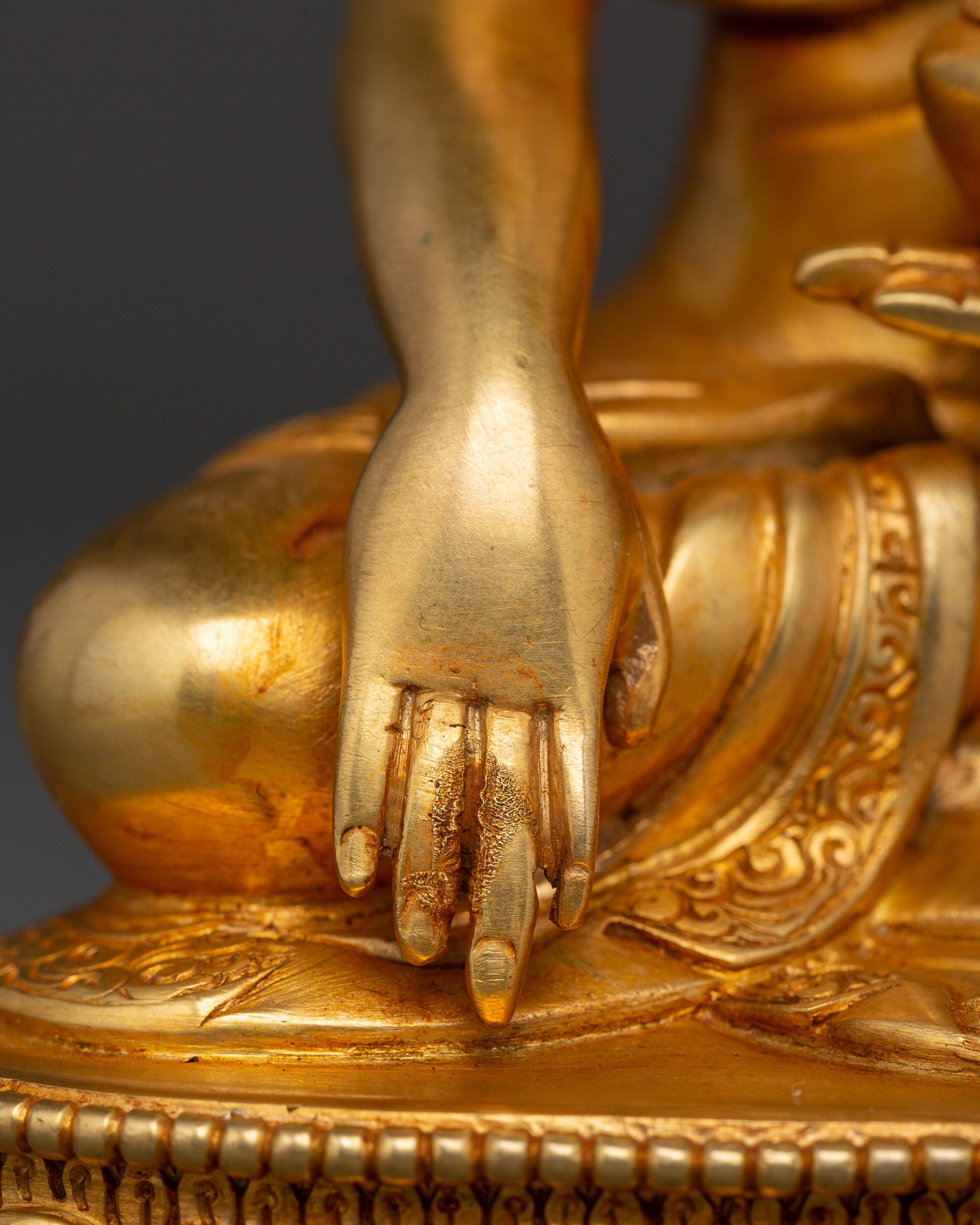 Historical Buddha Shakyamuni Sculpture | Traditional Enlightened Icon