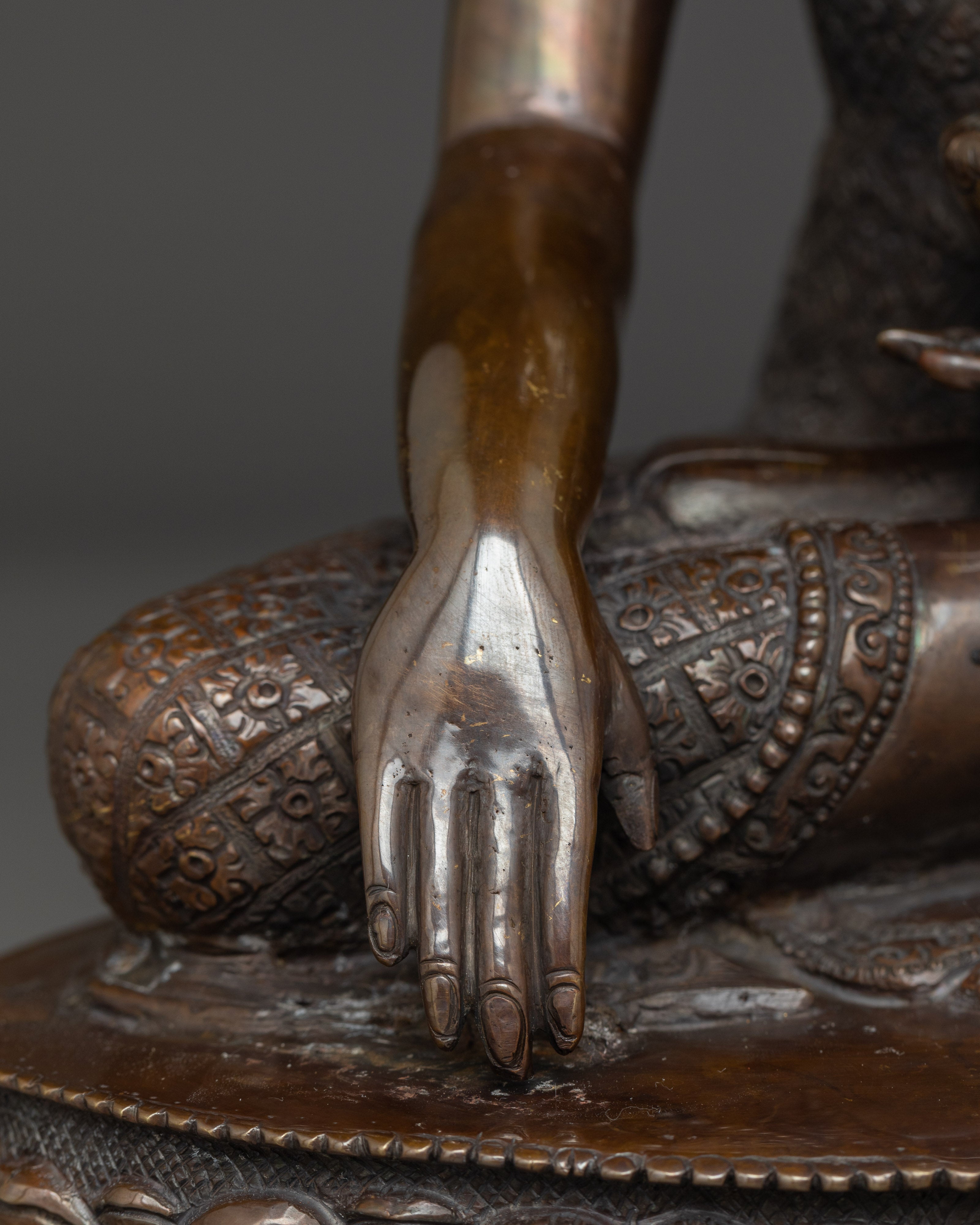 Shakyamuni Buddha Touching Earth Mudra | Tibetan Meditation Statue