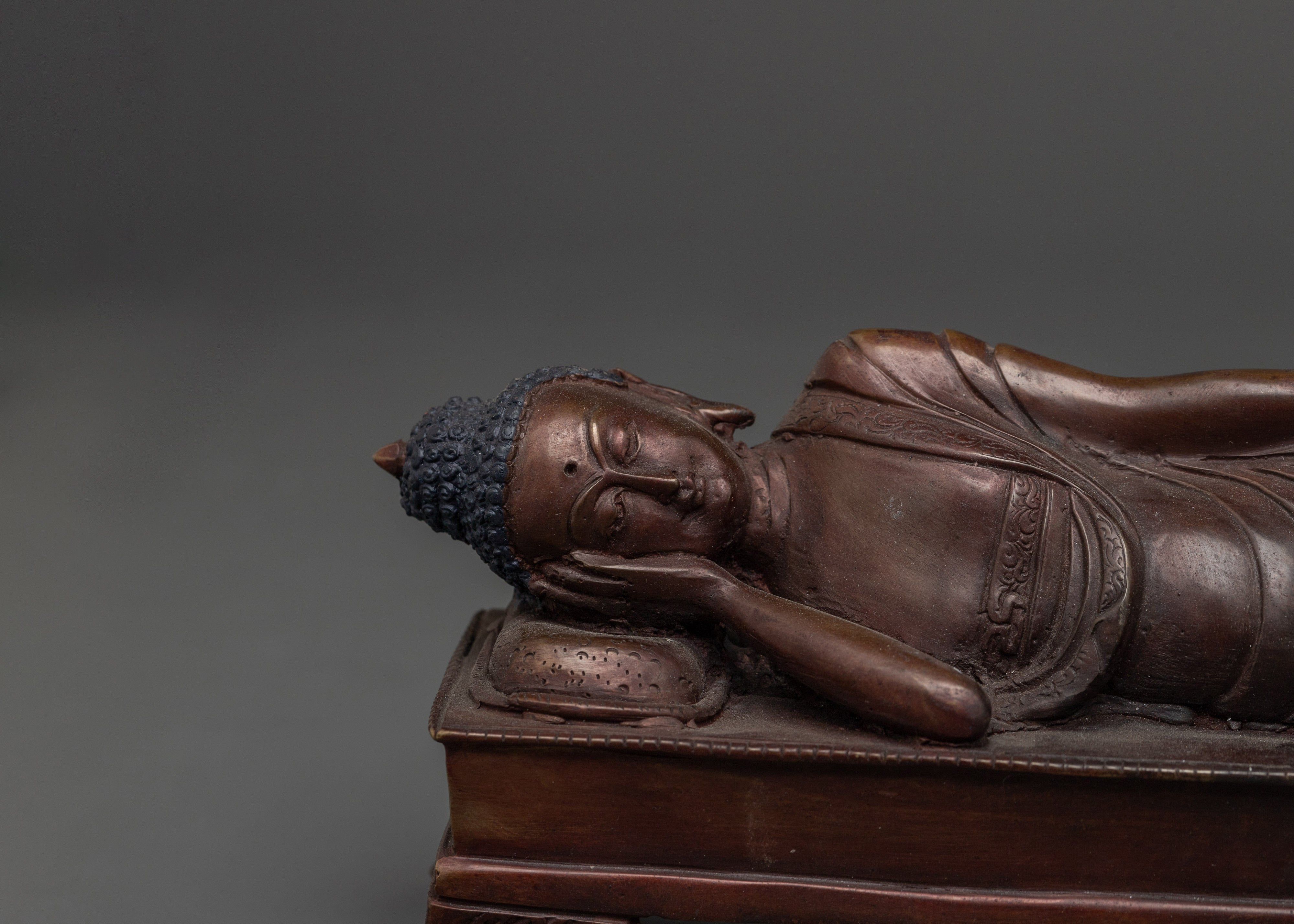 Buddha Sleeping Sculpture | Reclining Buddha Statue for Meditation