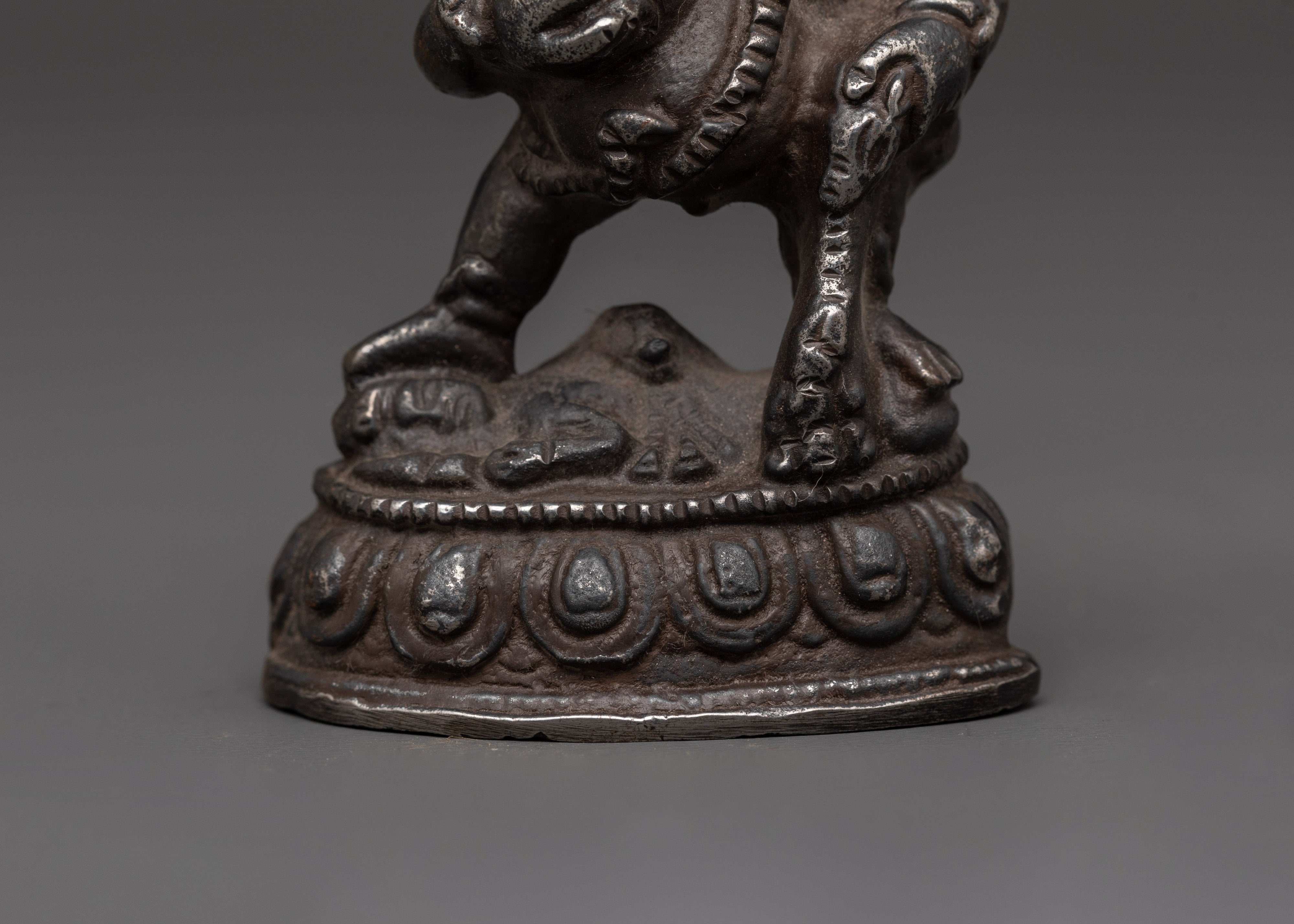 Tibetan God of Wealth Dzambhala Statue for Abundance