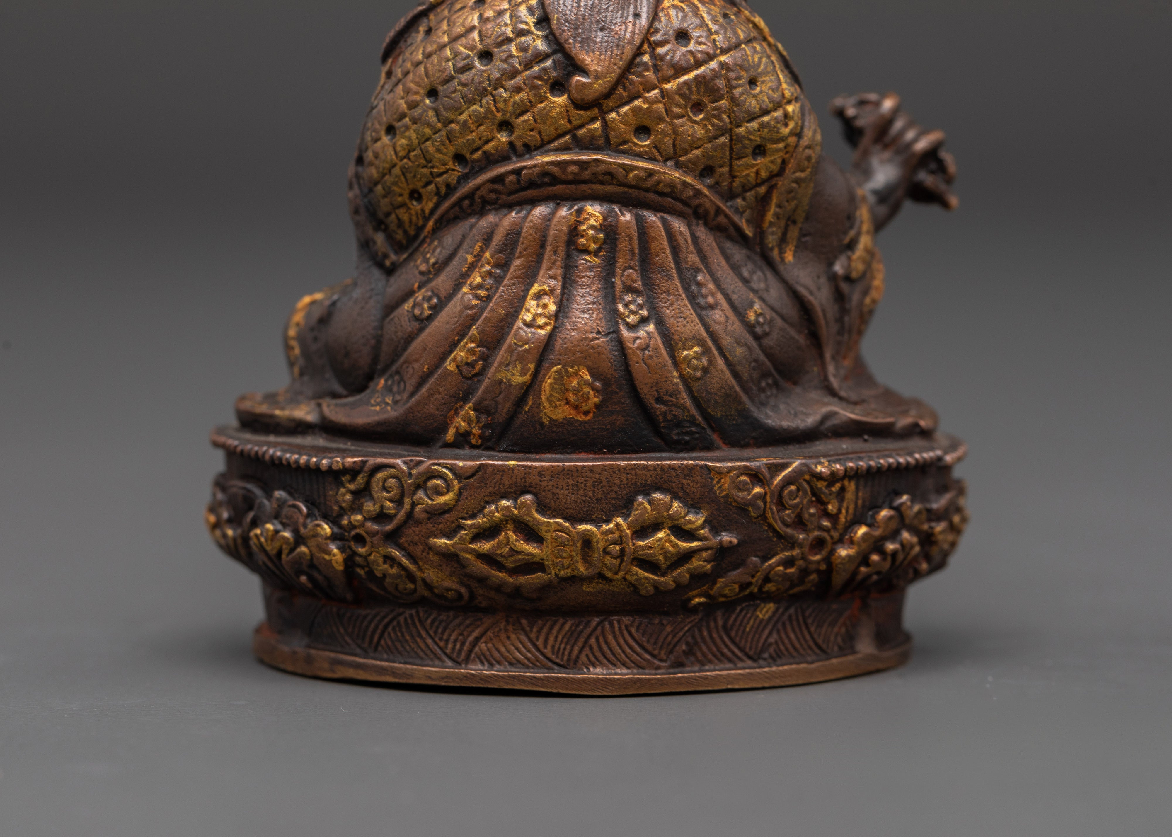 Lotus Born Master Rinpoche | Devotion, Meditation & Spiritual Wisdom Craft