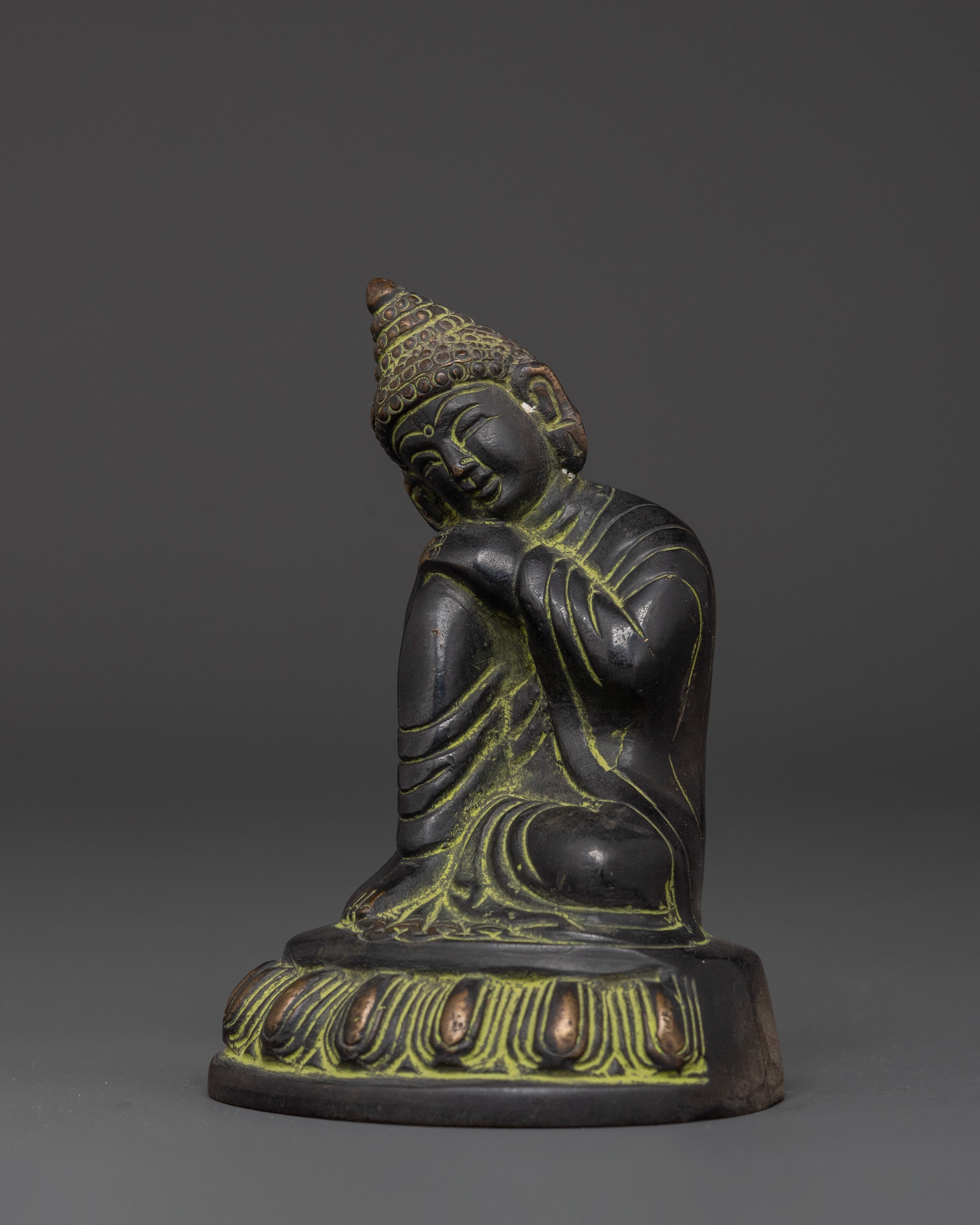 Peaceful Resting Buddha Statue for Mindfulness and Decor