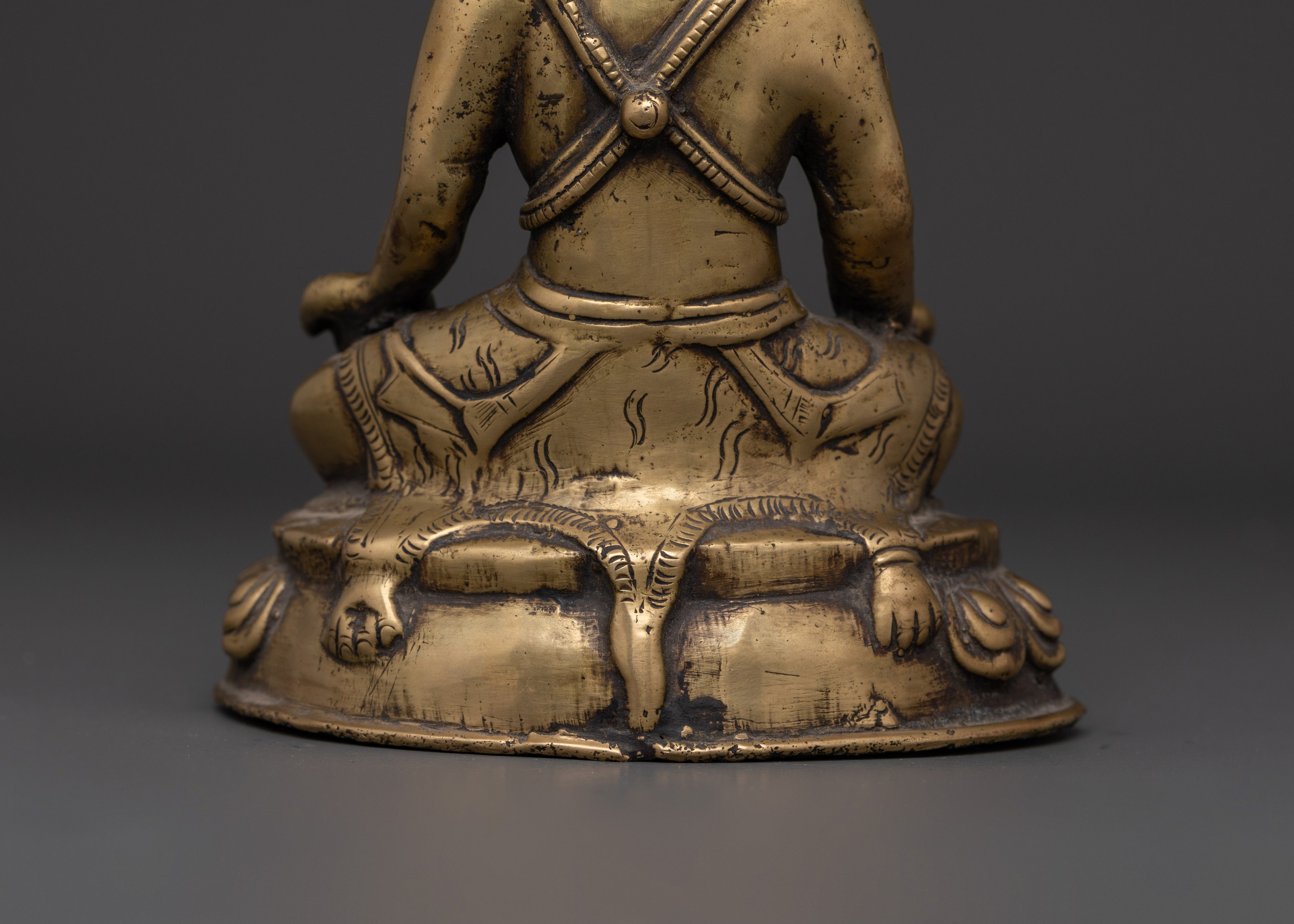 Sacred Buddhist Master Statue | Honoring Enlightened Wisdom and Lineage
