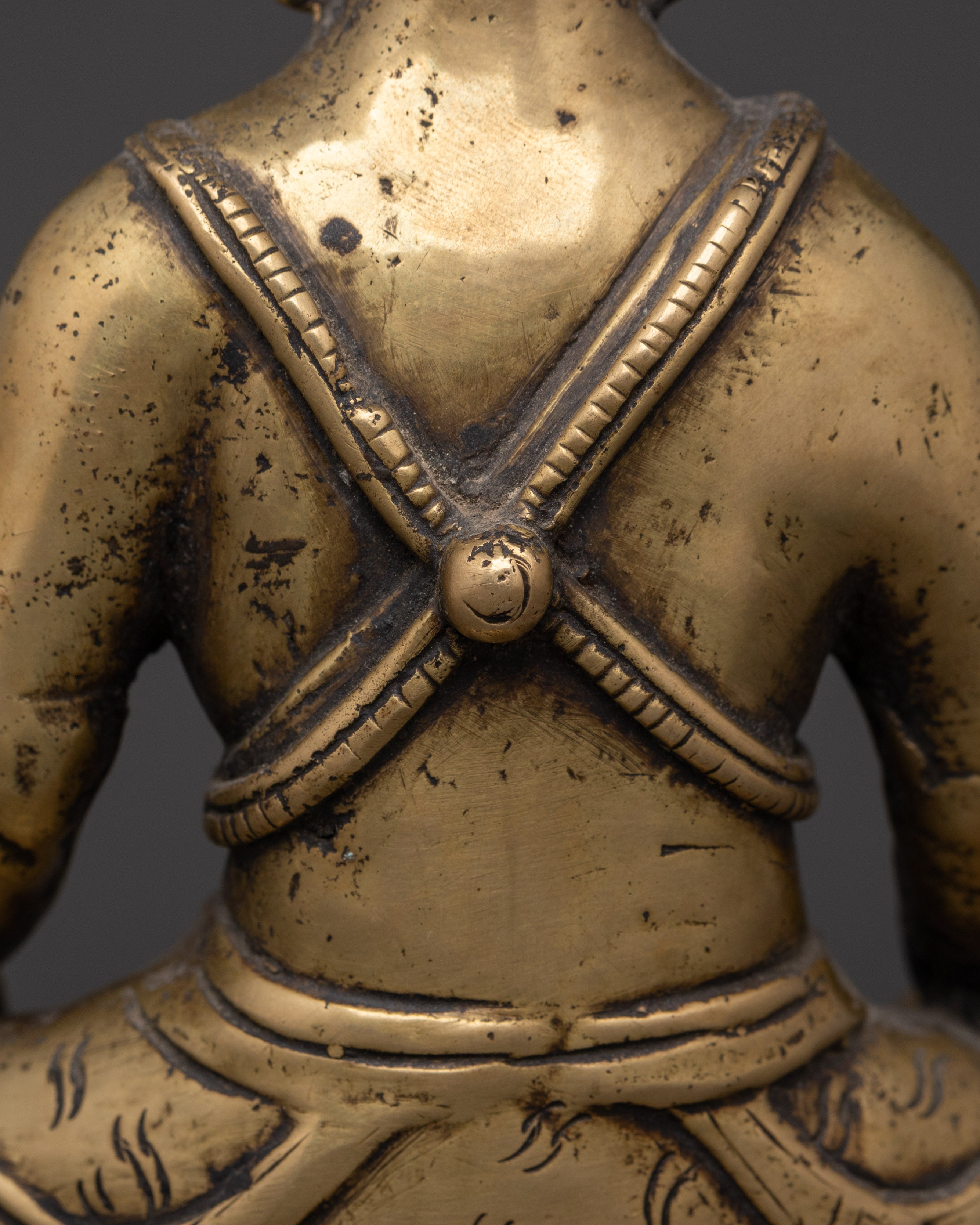 Sacred Buddhist Master Statue | Honoring Enlightened Wisdom and Lineage