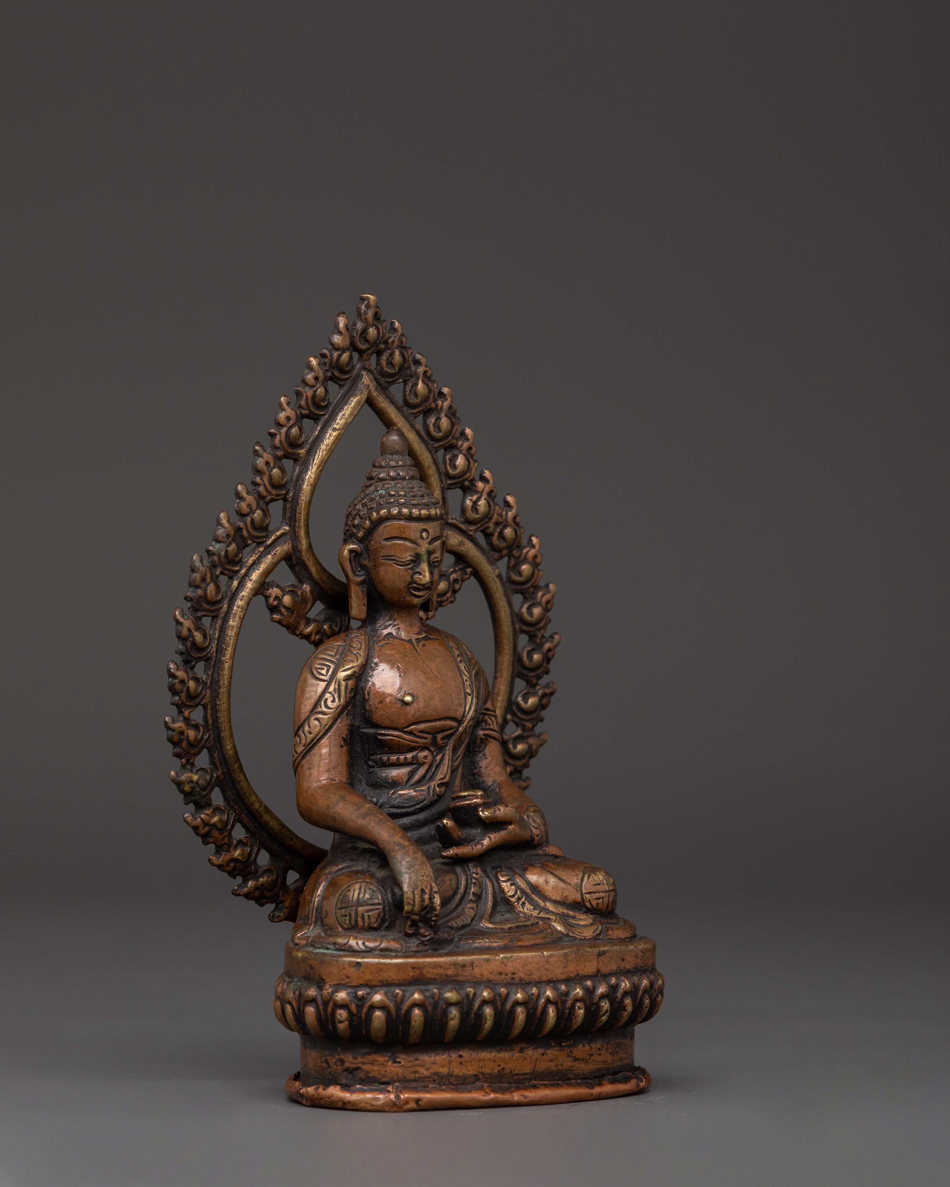 Shakyamuni Buddha Handcrafted Statue | for Enlightenment and Peace