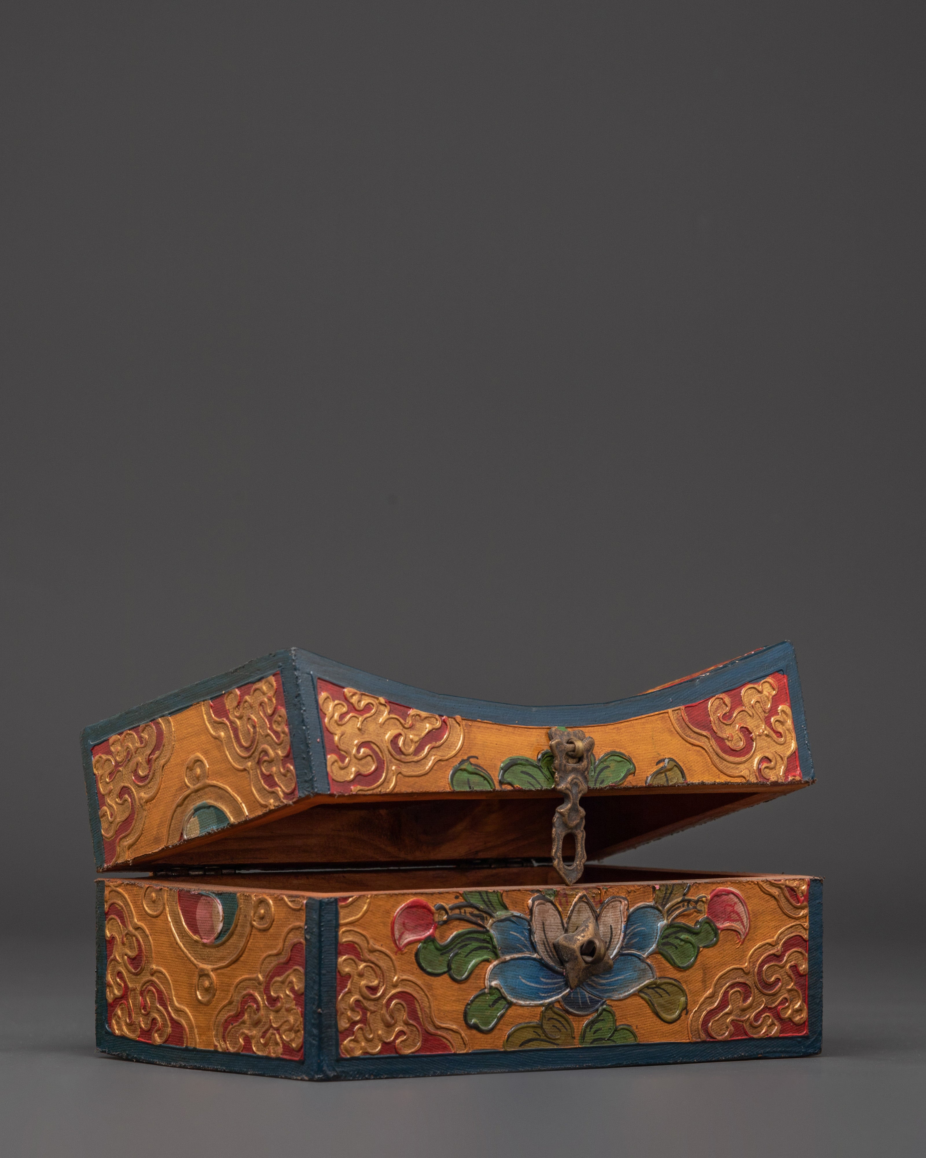 Travel Ritual Box | Wooden Buddhist Box