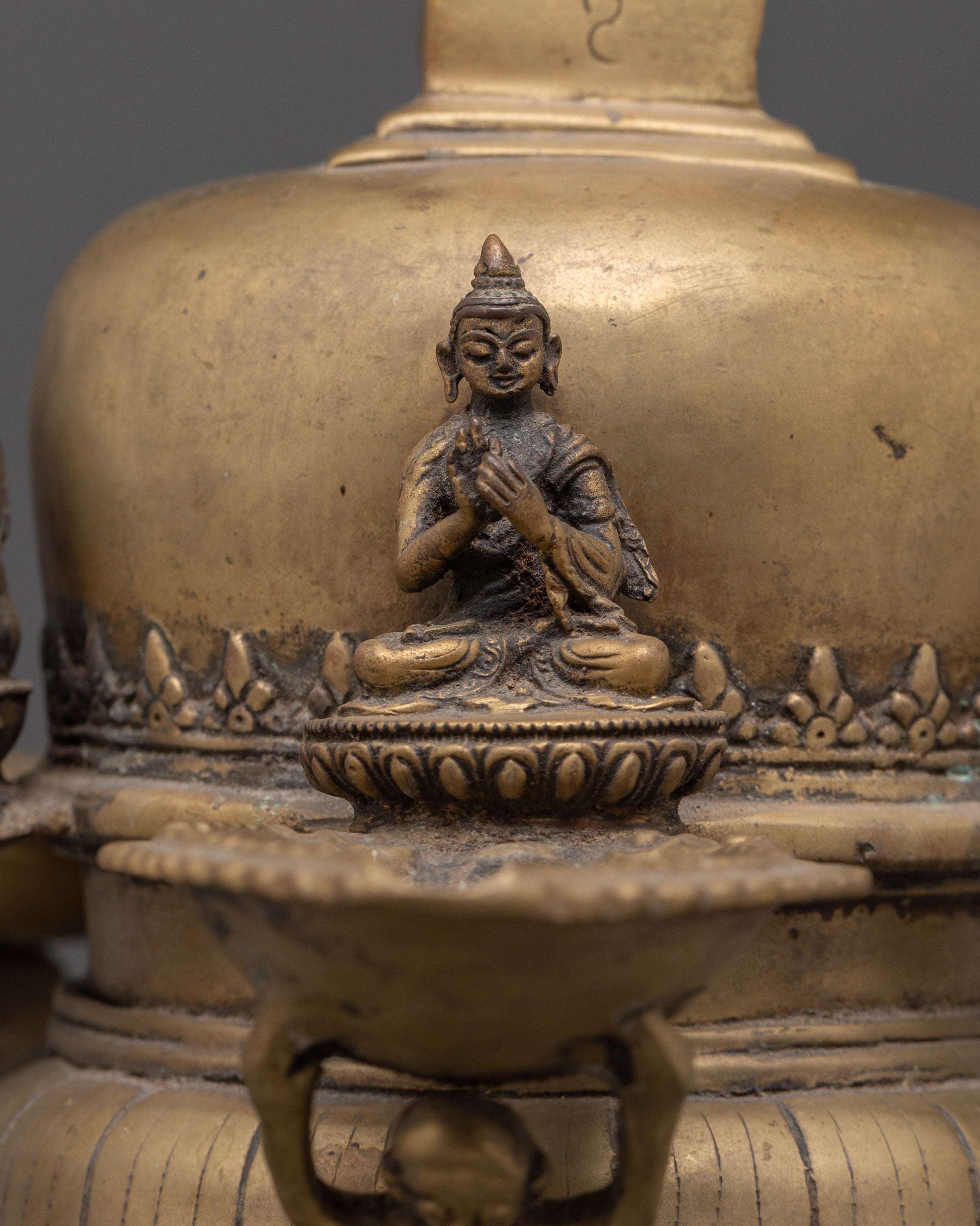 Hanging Stupa Dalucha with Five Dhyani Buddha | Nepalese Ritual Lamp