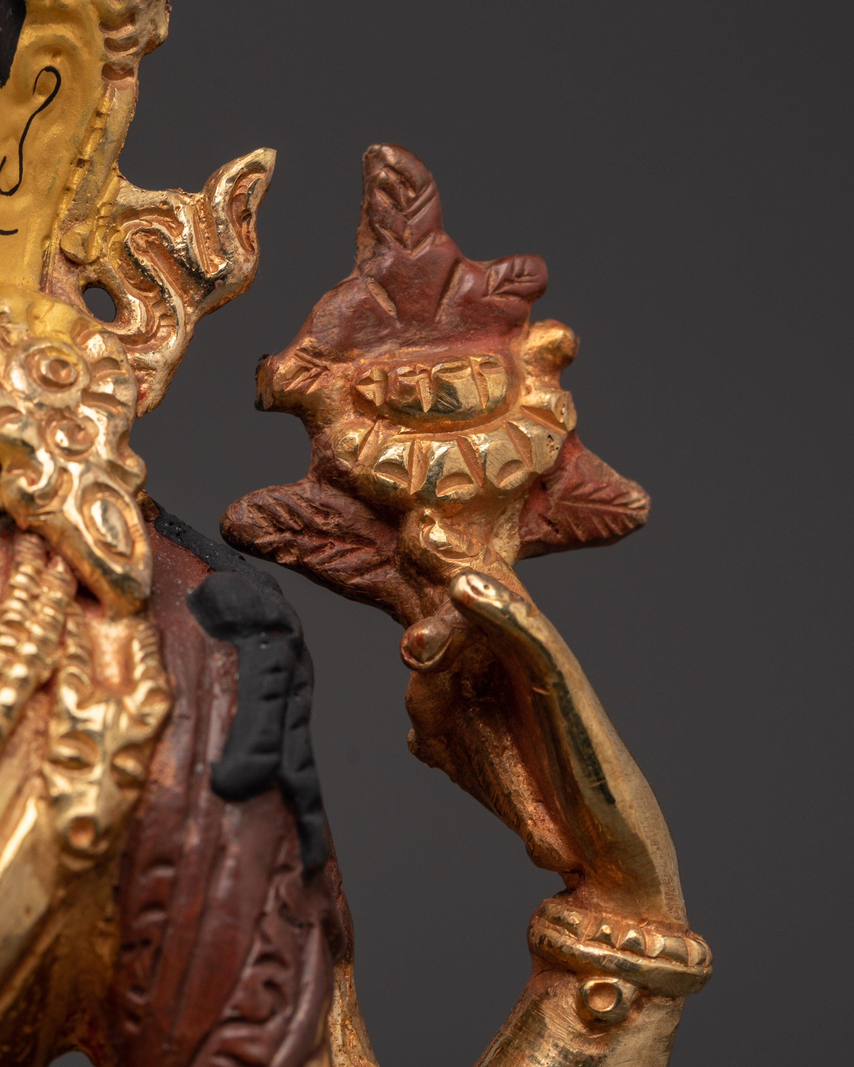 Chenrezig 4-Arm Deity Statue | Tibetan Bodhisattva of Compassion