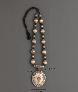 Tibetan Conch Shell Necklace with Coral Inlay Pendant