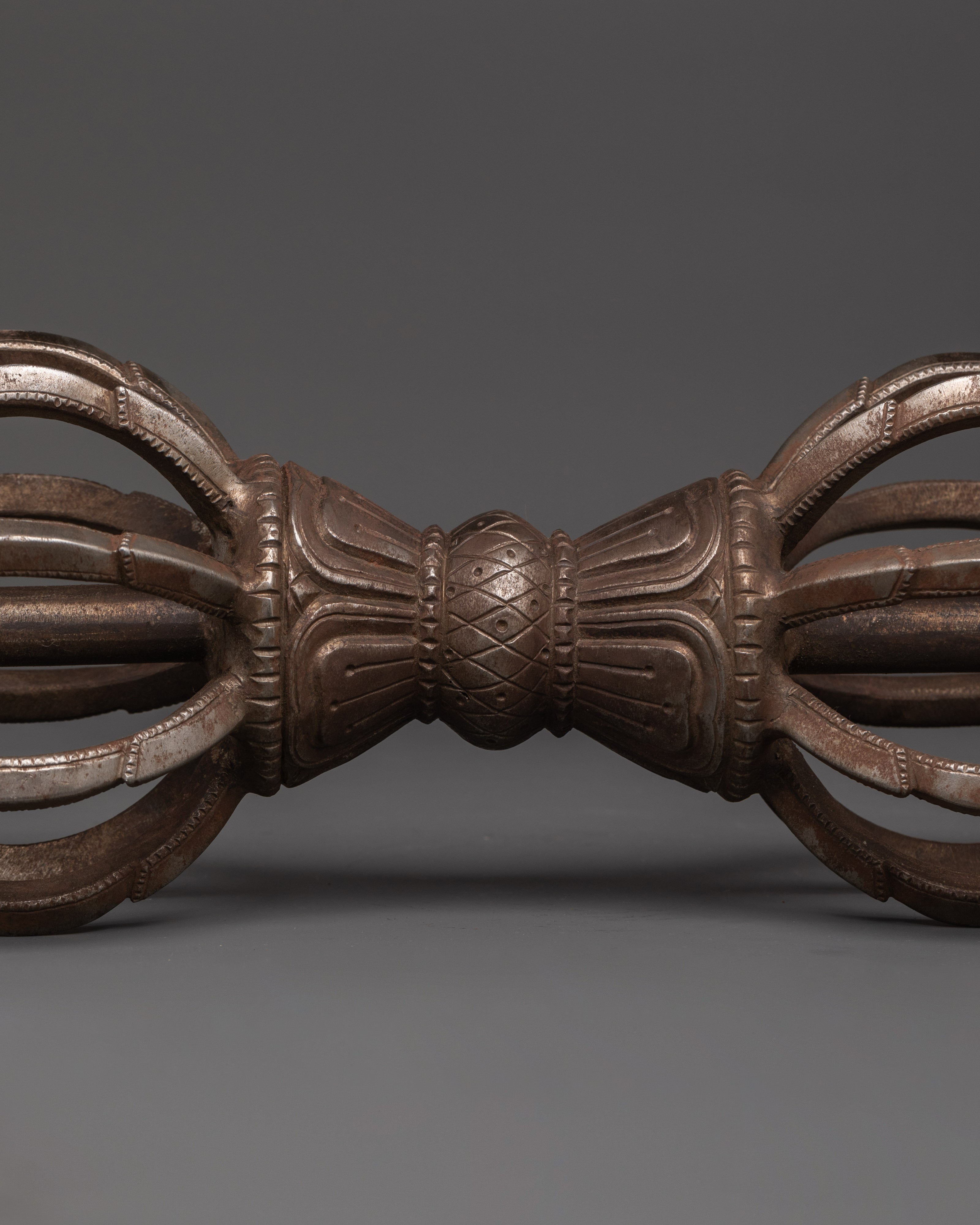 Handcrafted 7kg Tibetan Vajra | Iron Ritual Dorje for Buddhist Ceremonies