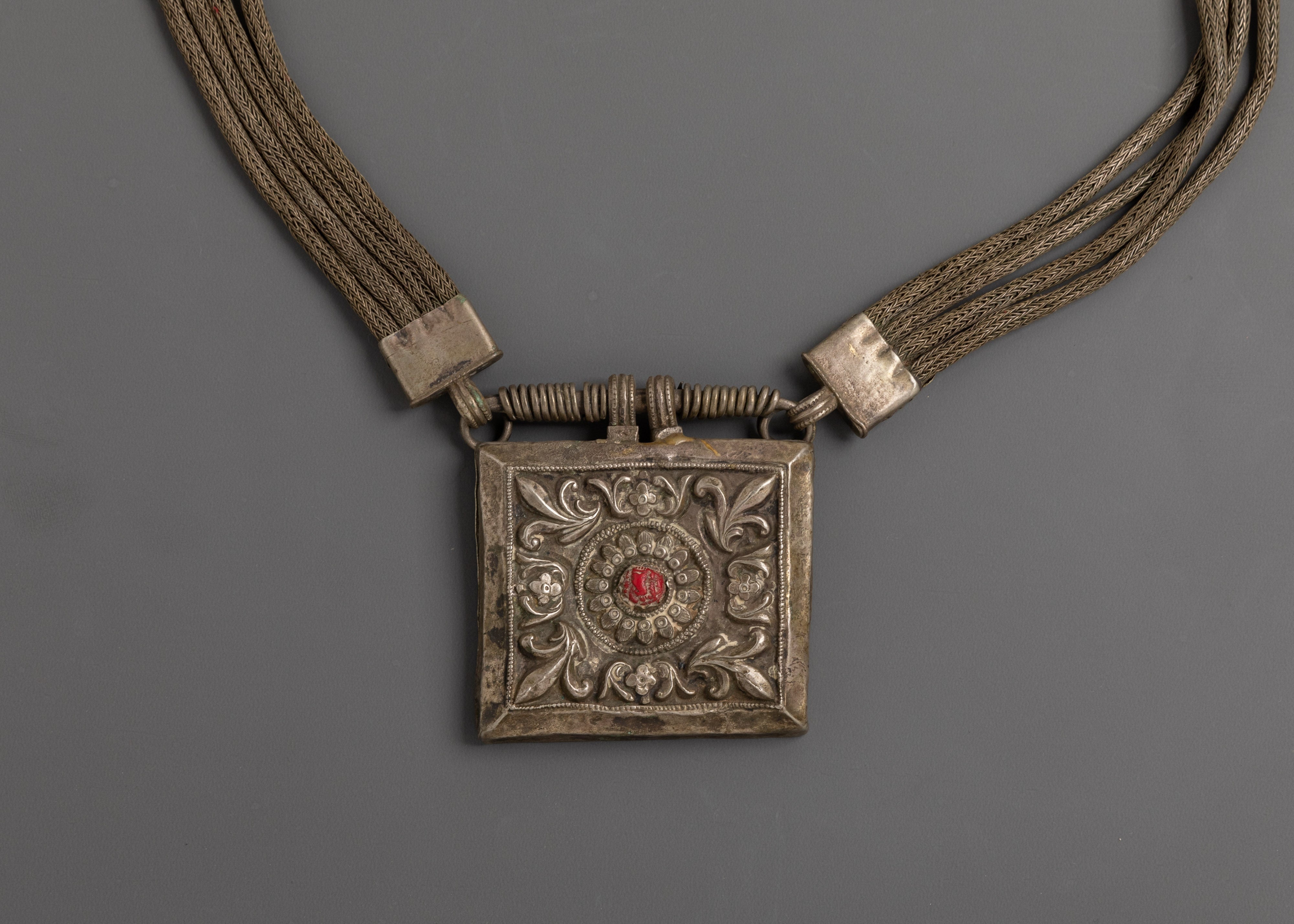 Antique Tribal Necklace | Handcrafted Silver Pendant with Red Gemstone