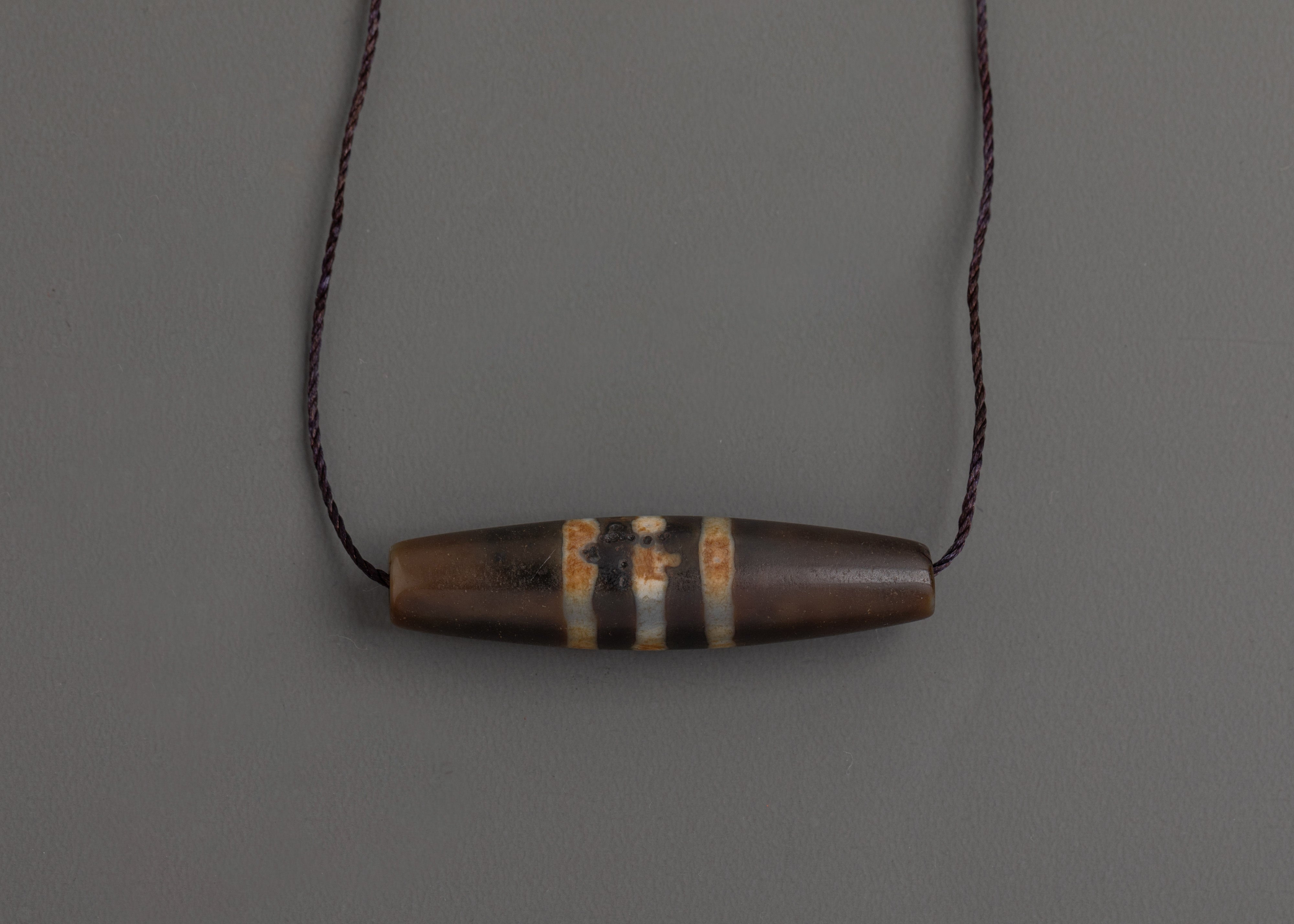 Black and White Chong Dzi Locket | Spiritual Healing Amulet for Protection