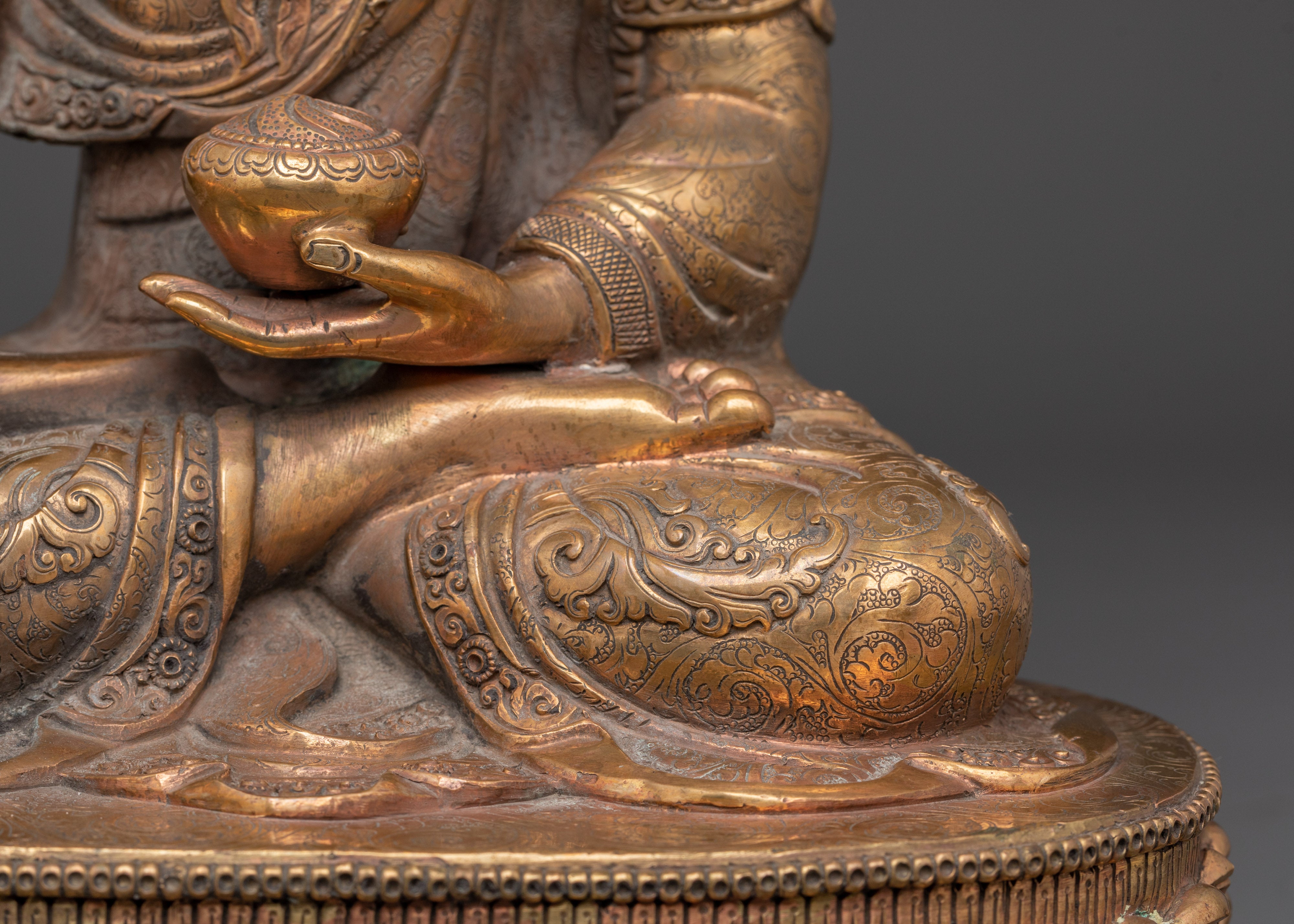 Shakyamuni Buddha Copper Statue With Halo | Figure with Halo