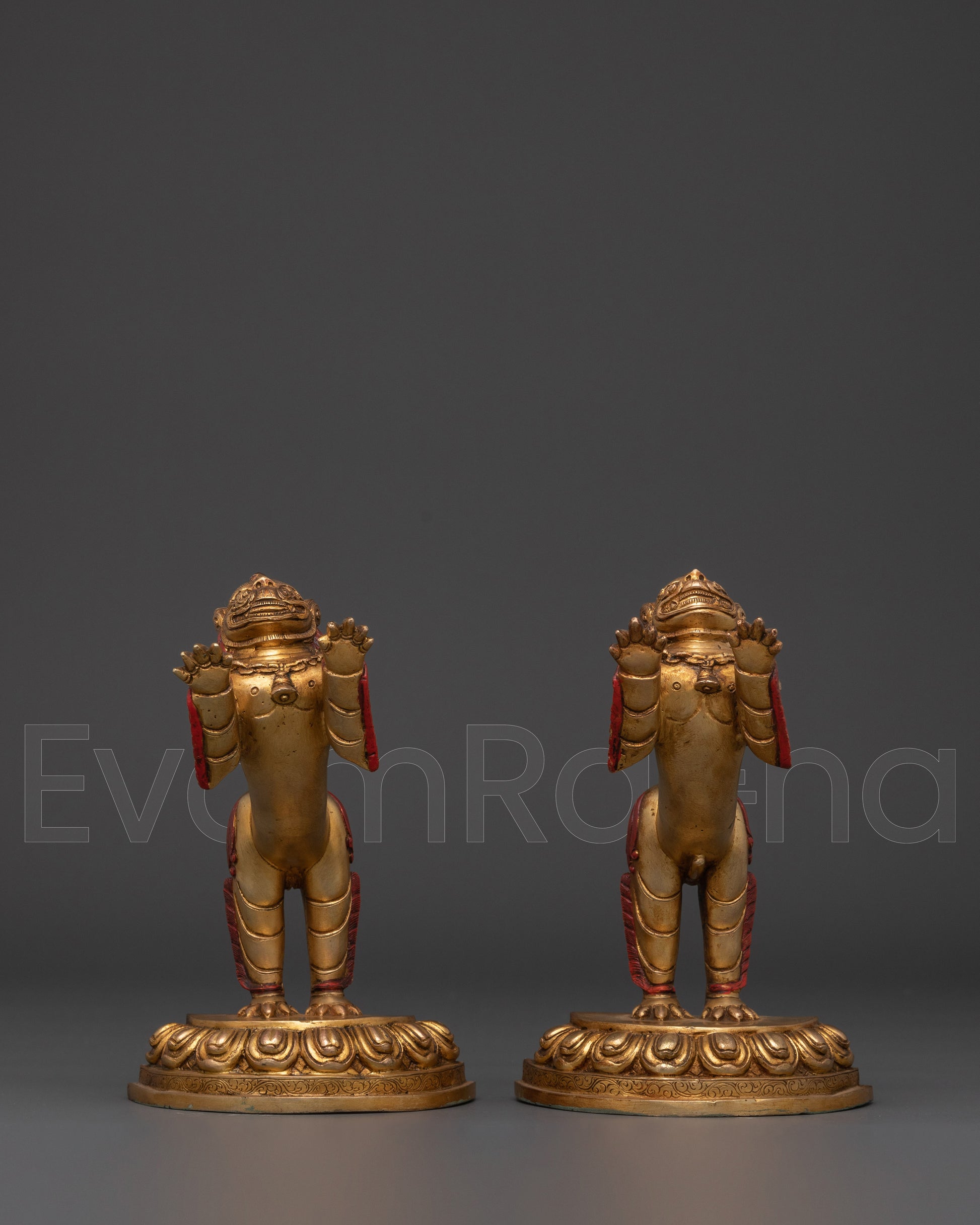 Lion Statues Set 
