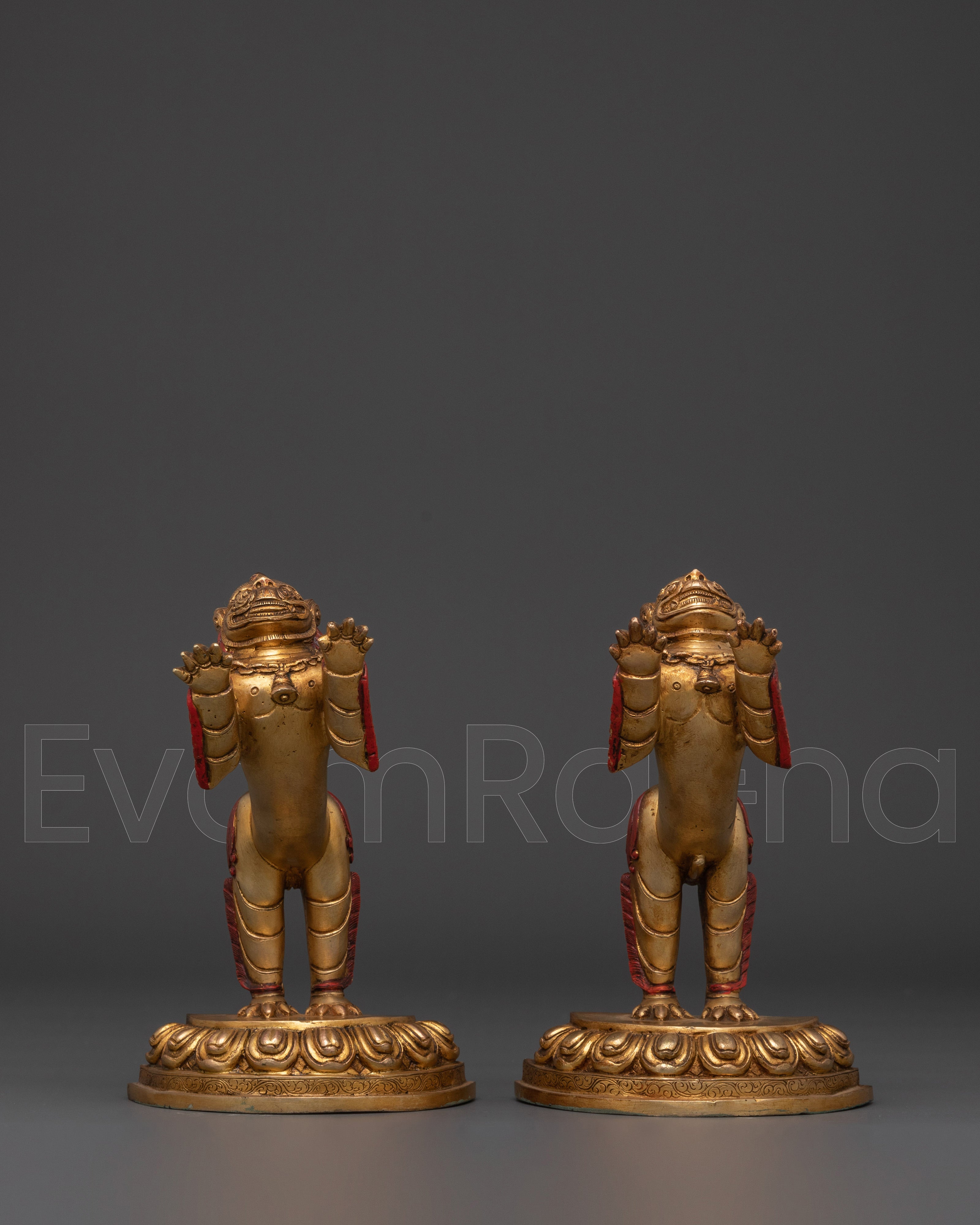  Lion Statues Set 