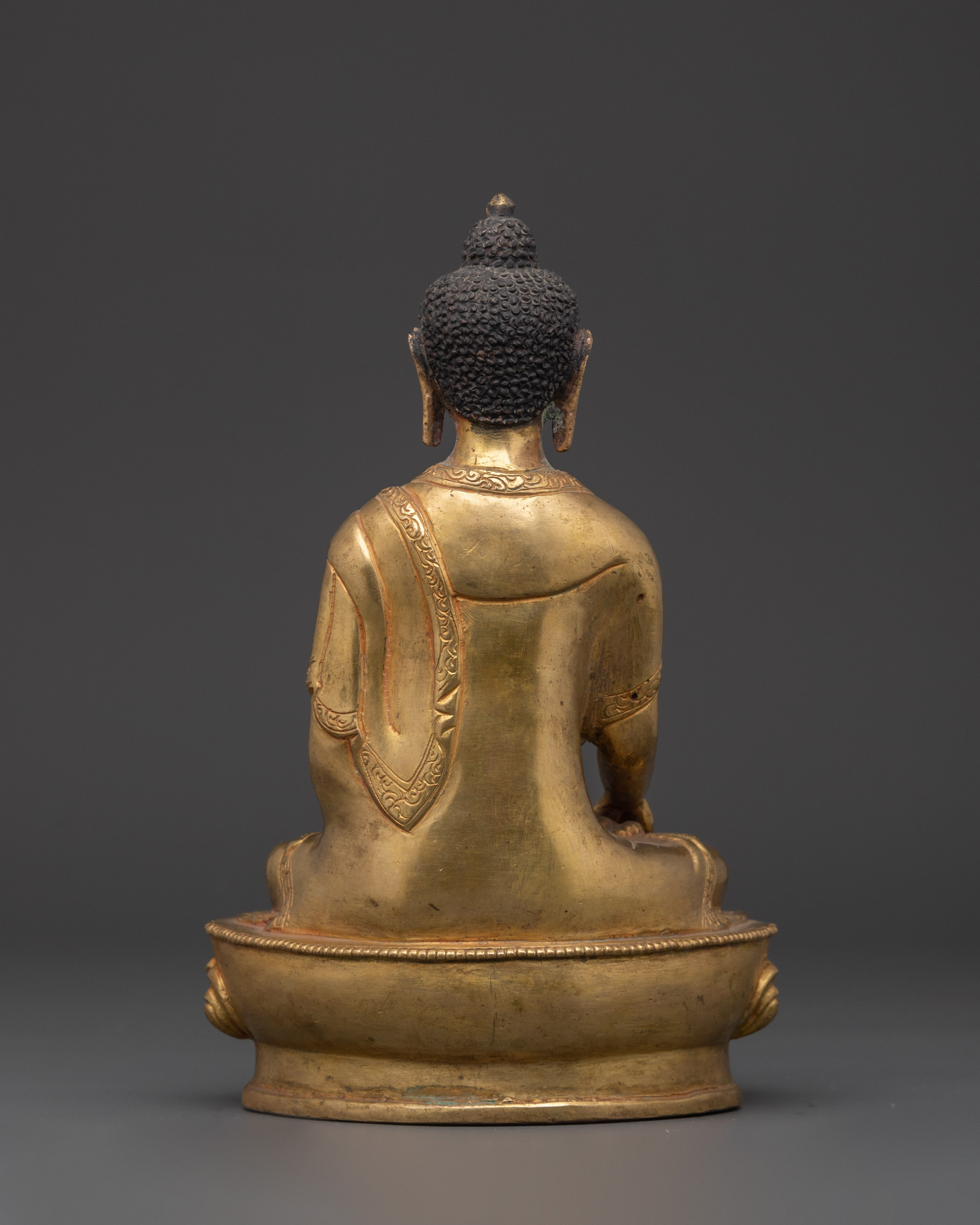 Shakyamuni Buddha Statue for Peace | Handcrafted Gold-Plated Copper Figurine