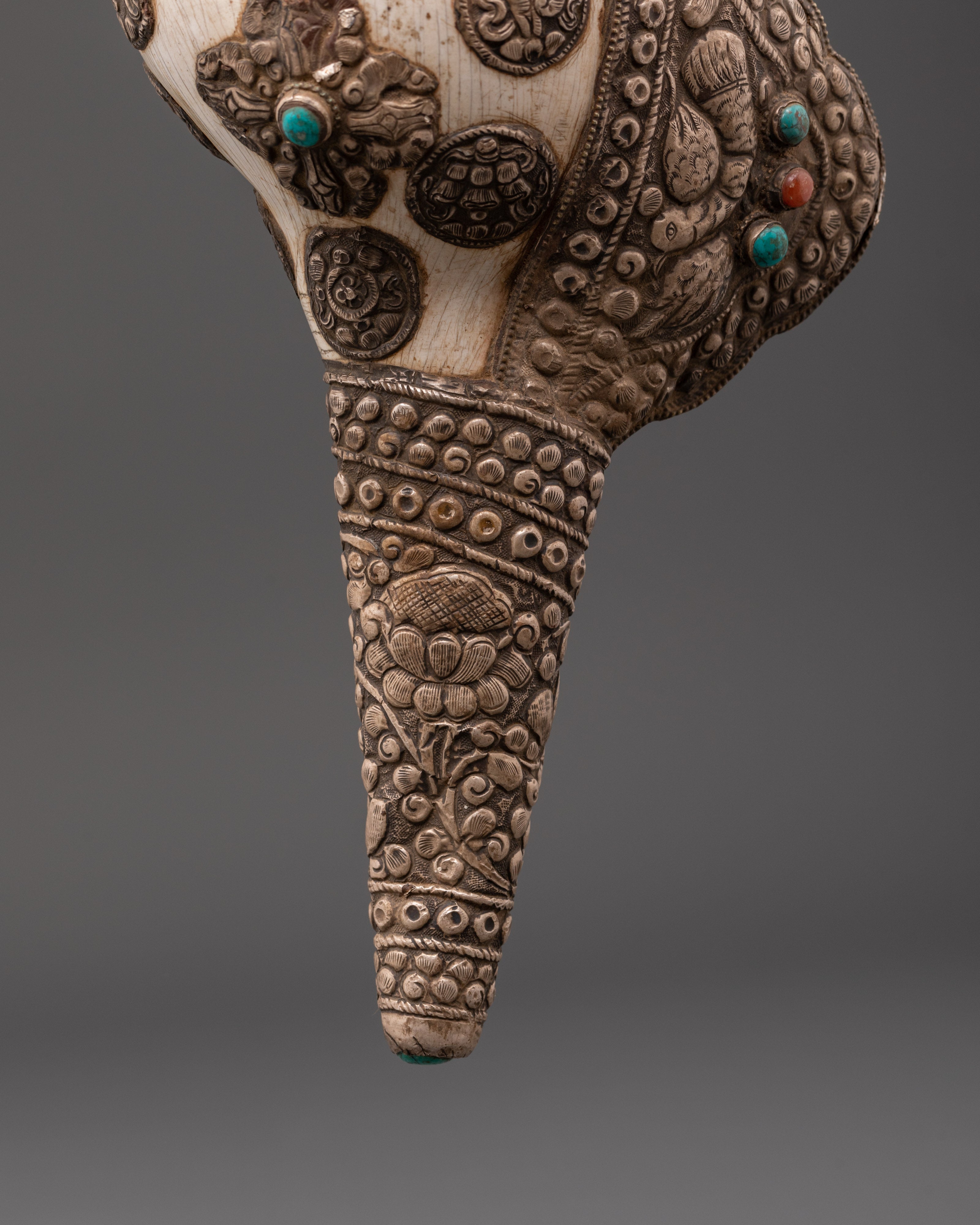 Buddhist Ritual Conch with White Metal | Conch Shell for Blessings