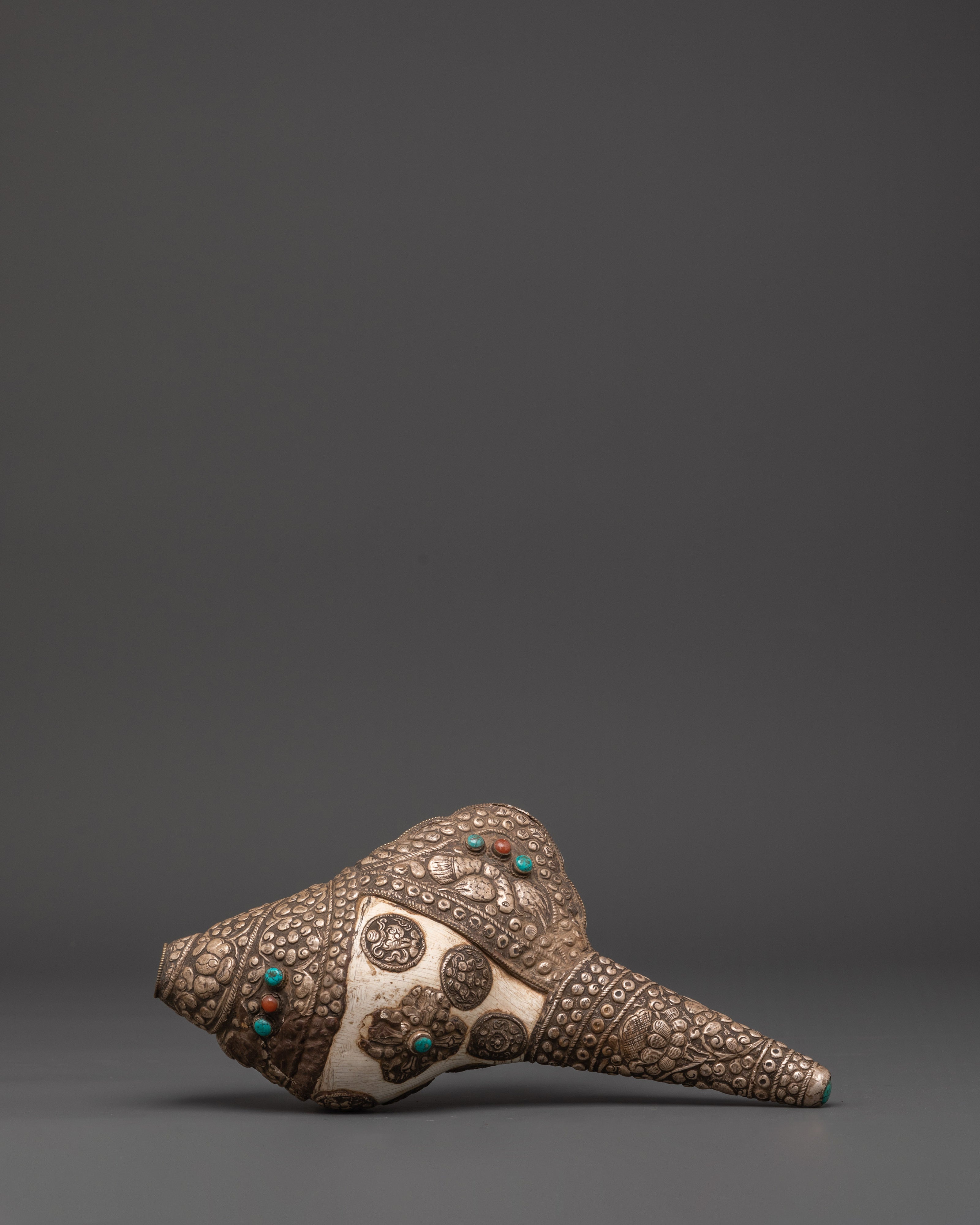 Buddhist Ritual Conch with White Metal | Conch Shell for Blessings