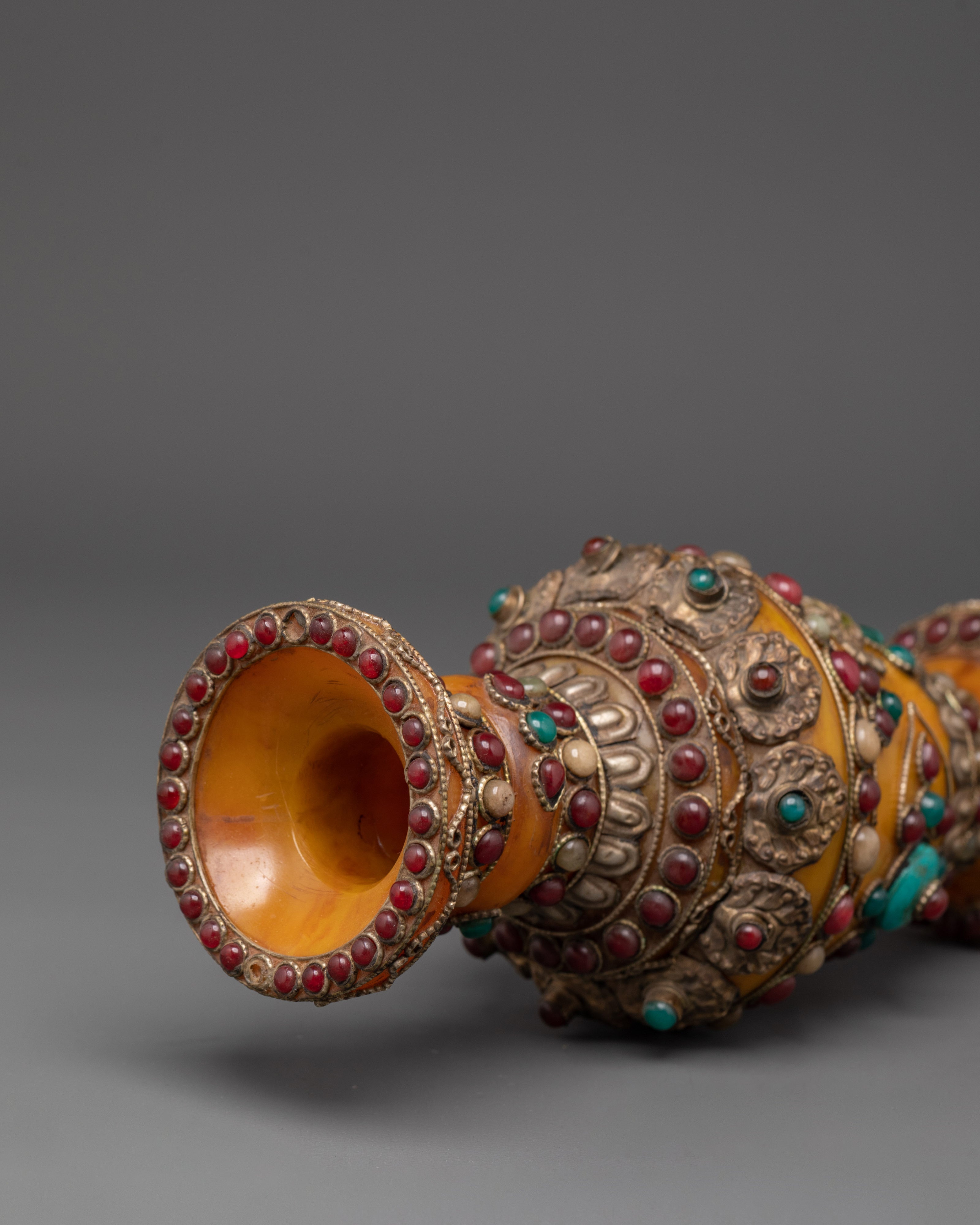 Decorative Flower Vase | Handcrafted White Metal Vase for Decoration