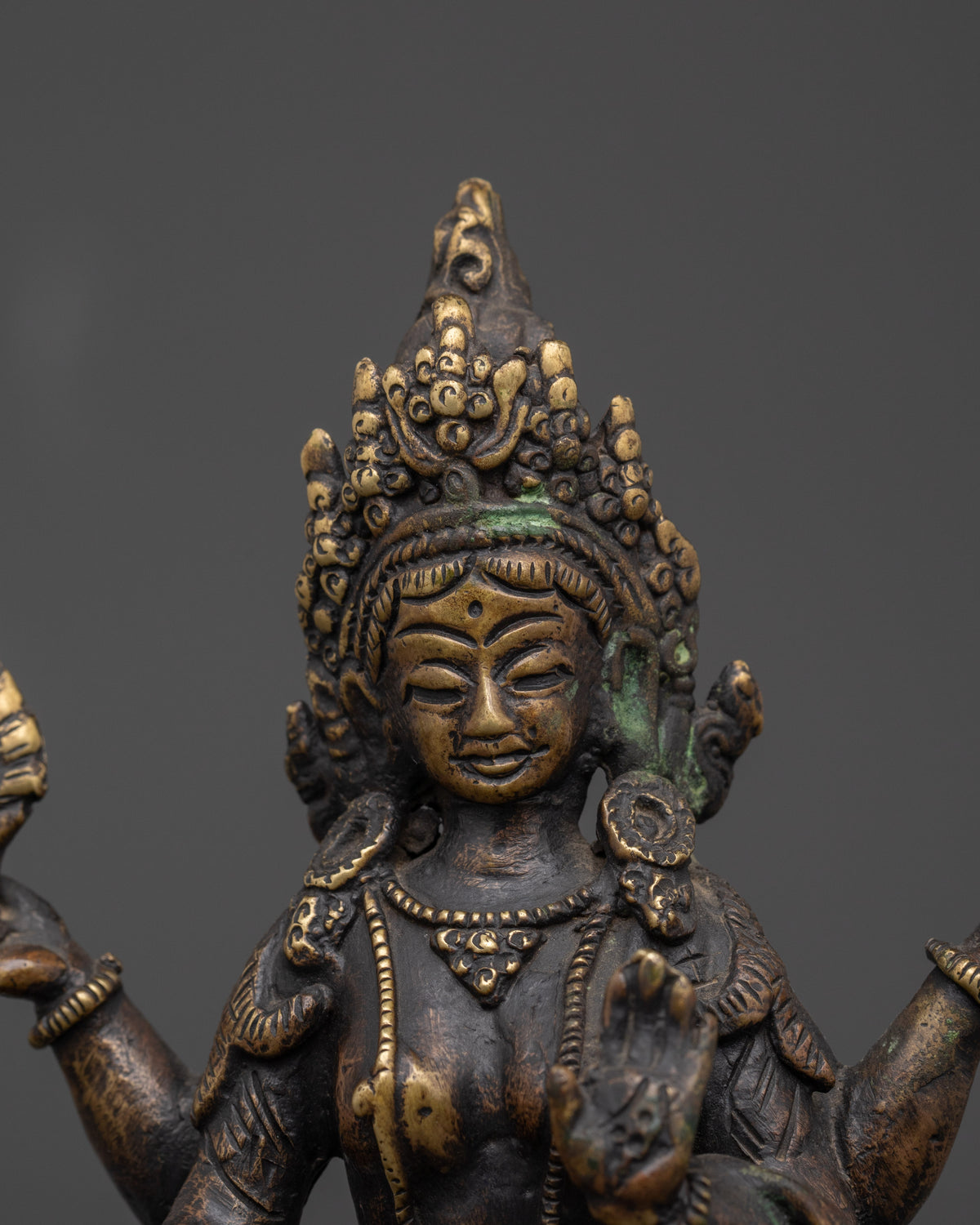Brass Laxmi Goddess Statue | Hindu Deity for Wealth and Blessings