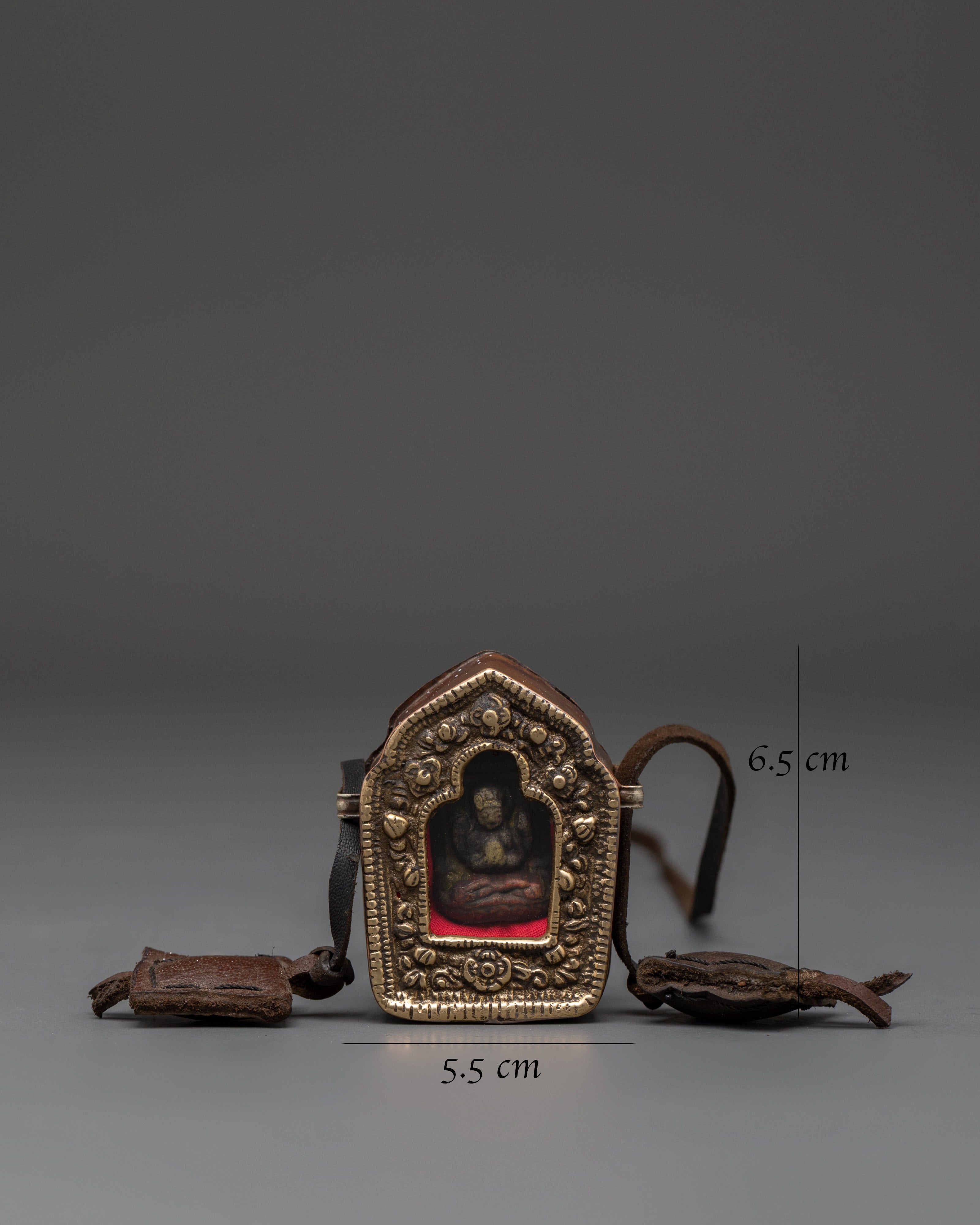 Chenrezig Ghau Box Locket | Silver Plated Copper Tibetan Artwork