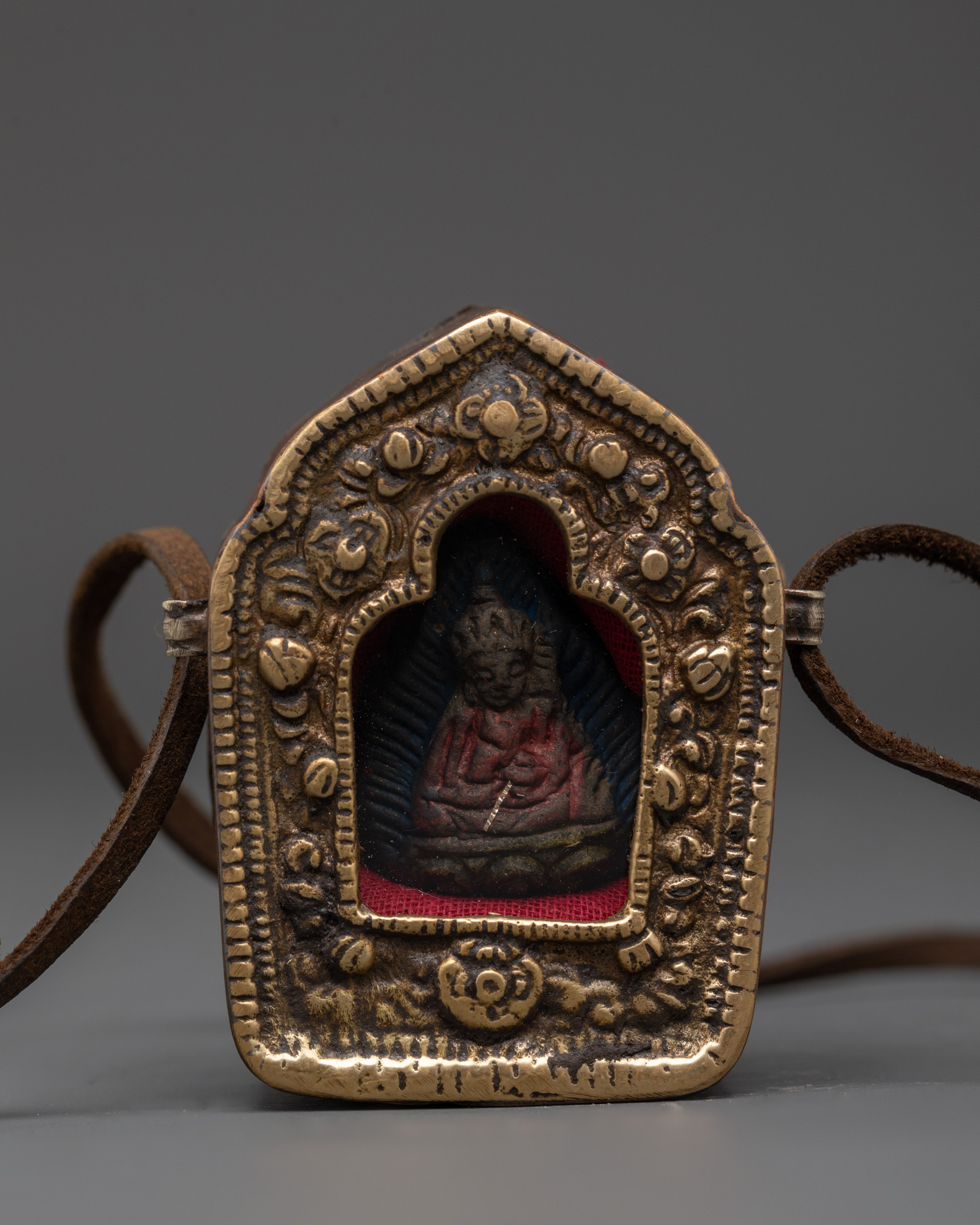 Ghau Box Locket With a Deity | Spiritual Amulet for Meditation