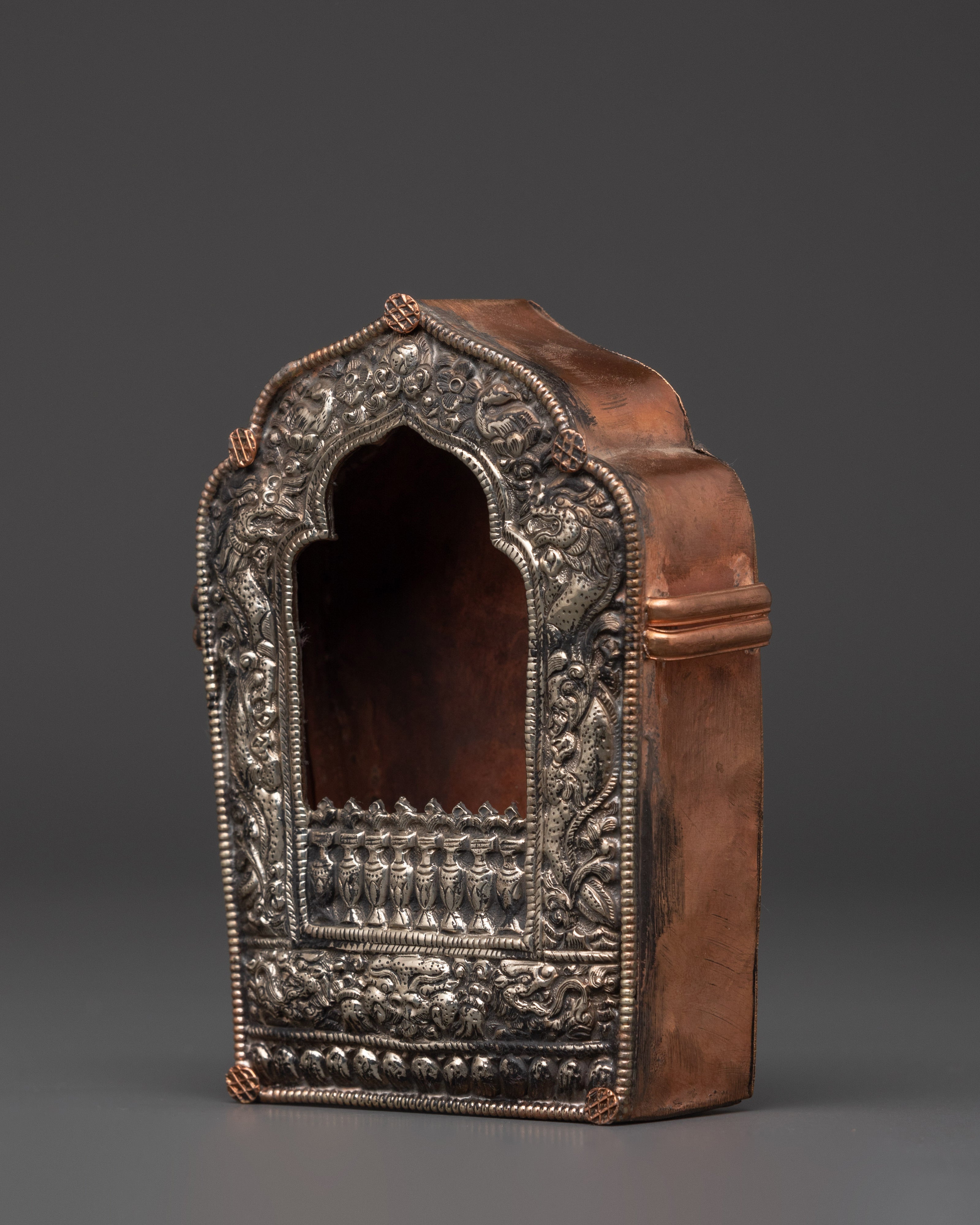 Himalayan Buddhist Ghau Box |  Spiritual Protection