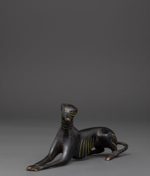  Protective Dog Statue 