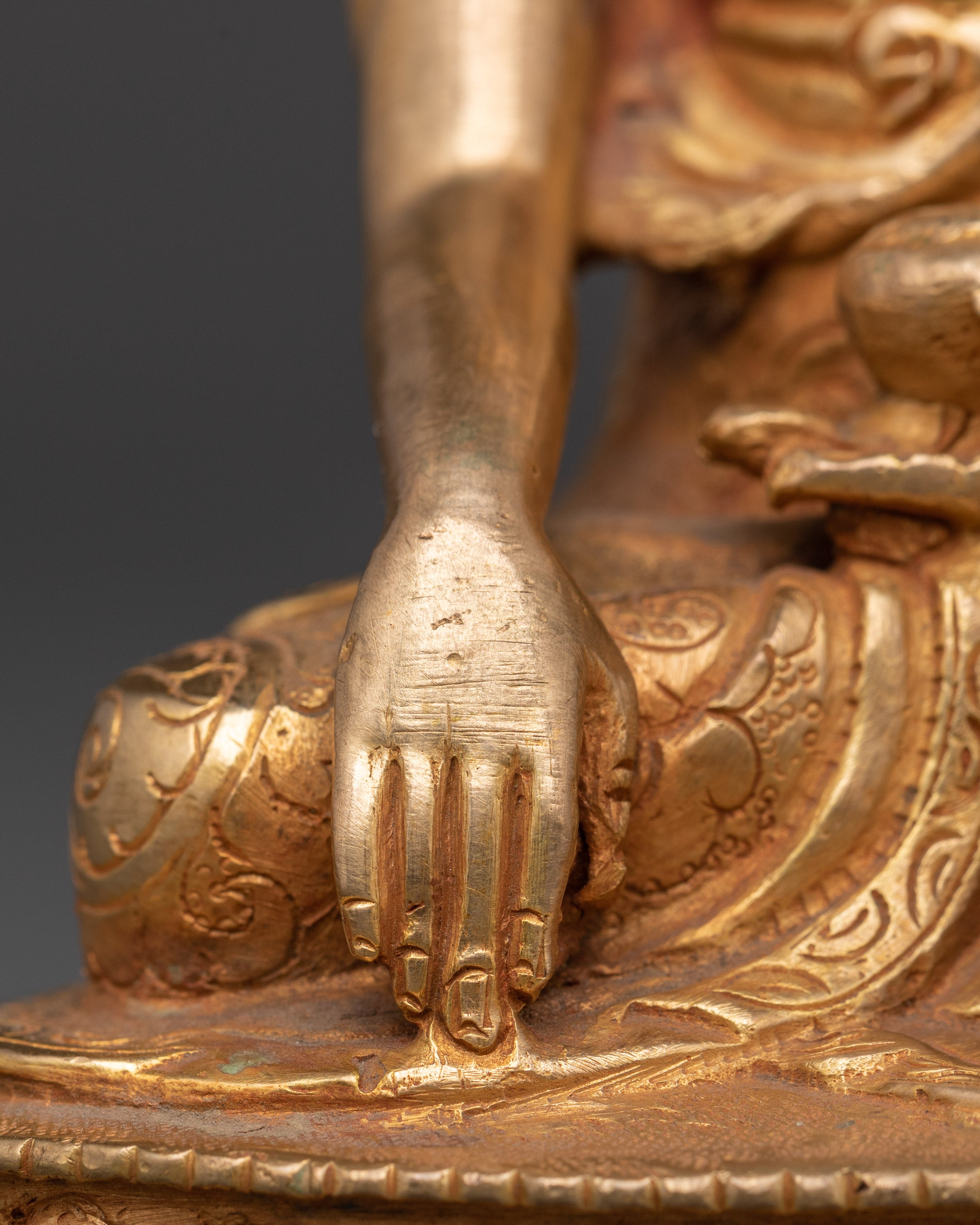 Handmade Shakyamuni Buddha Statue | Gold Plated Copper Buddha Figurine