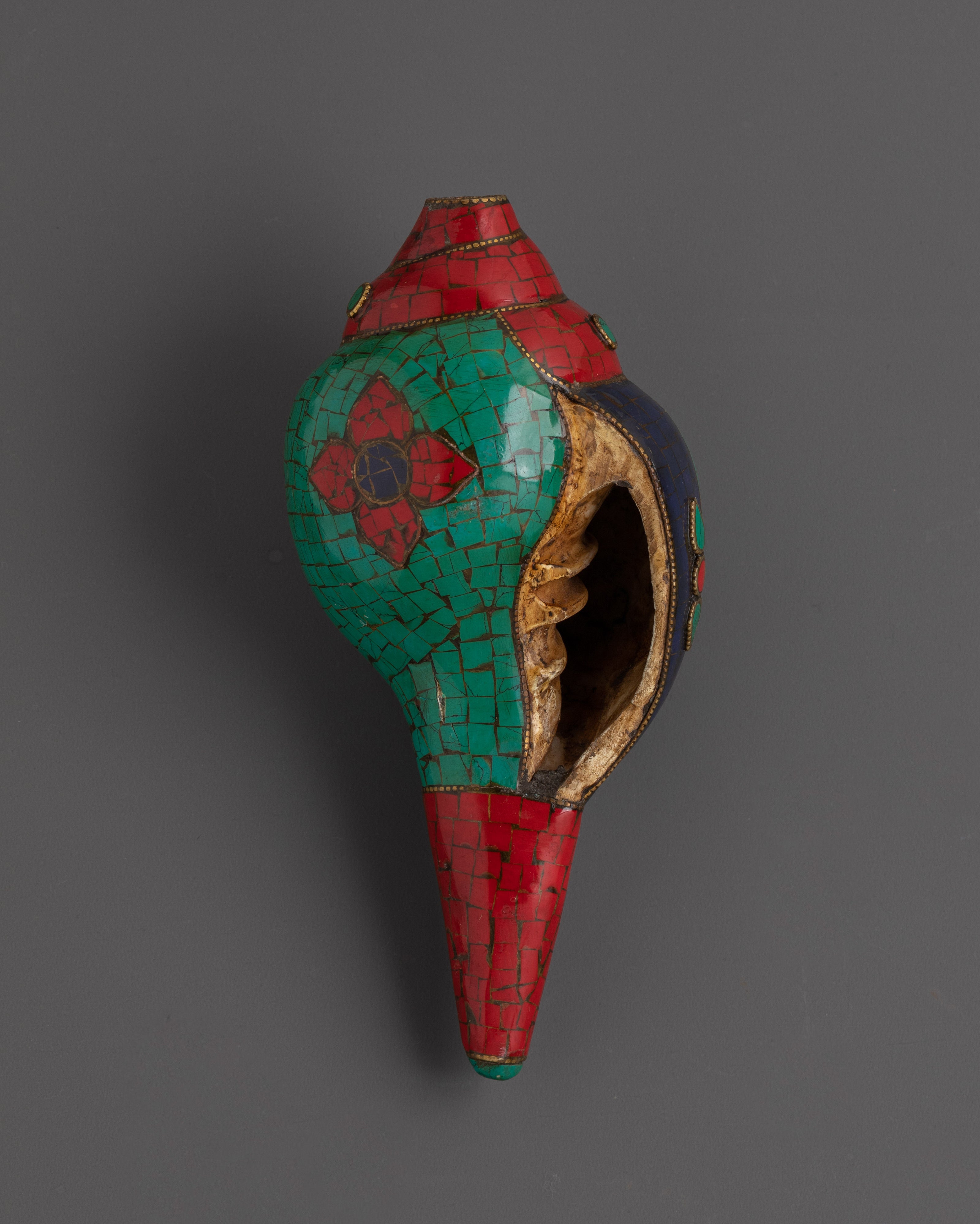 Handcrafted Conch | Tibetan Sankha for Puja and Altar