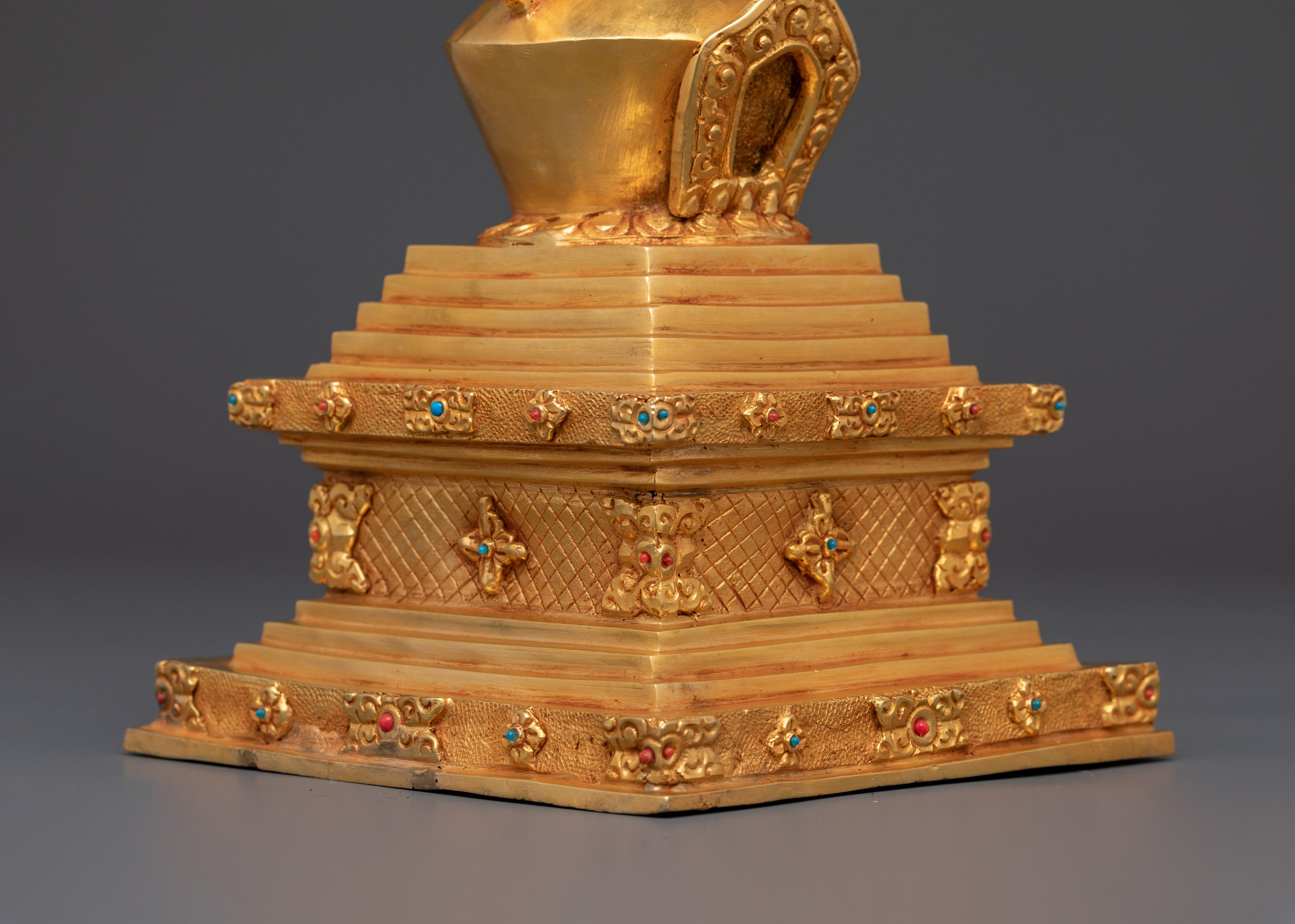 Tibetan Meditation Stupa | Spiritual Practices